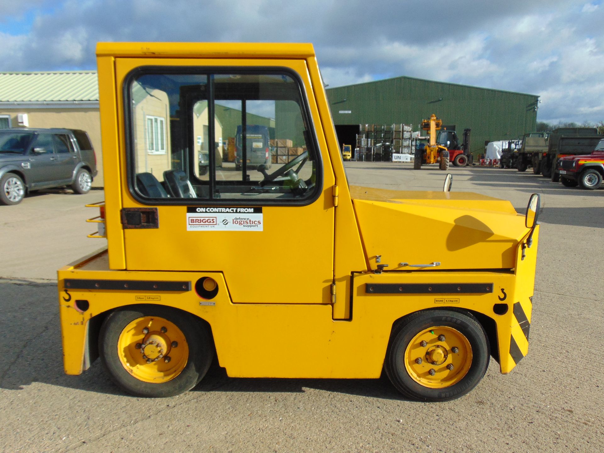 Reliance Mercury 403 Industrial Aircraft - Airport Tug/Towing Tractor - Image 5 of 18