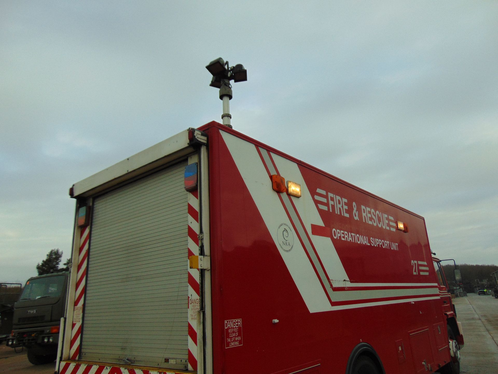 1993 Volvo FL6 18 4 x 2 Incident Response Unit complete with a 1000 Kg Tail Lift - Image 22 of 37