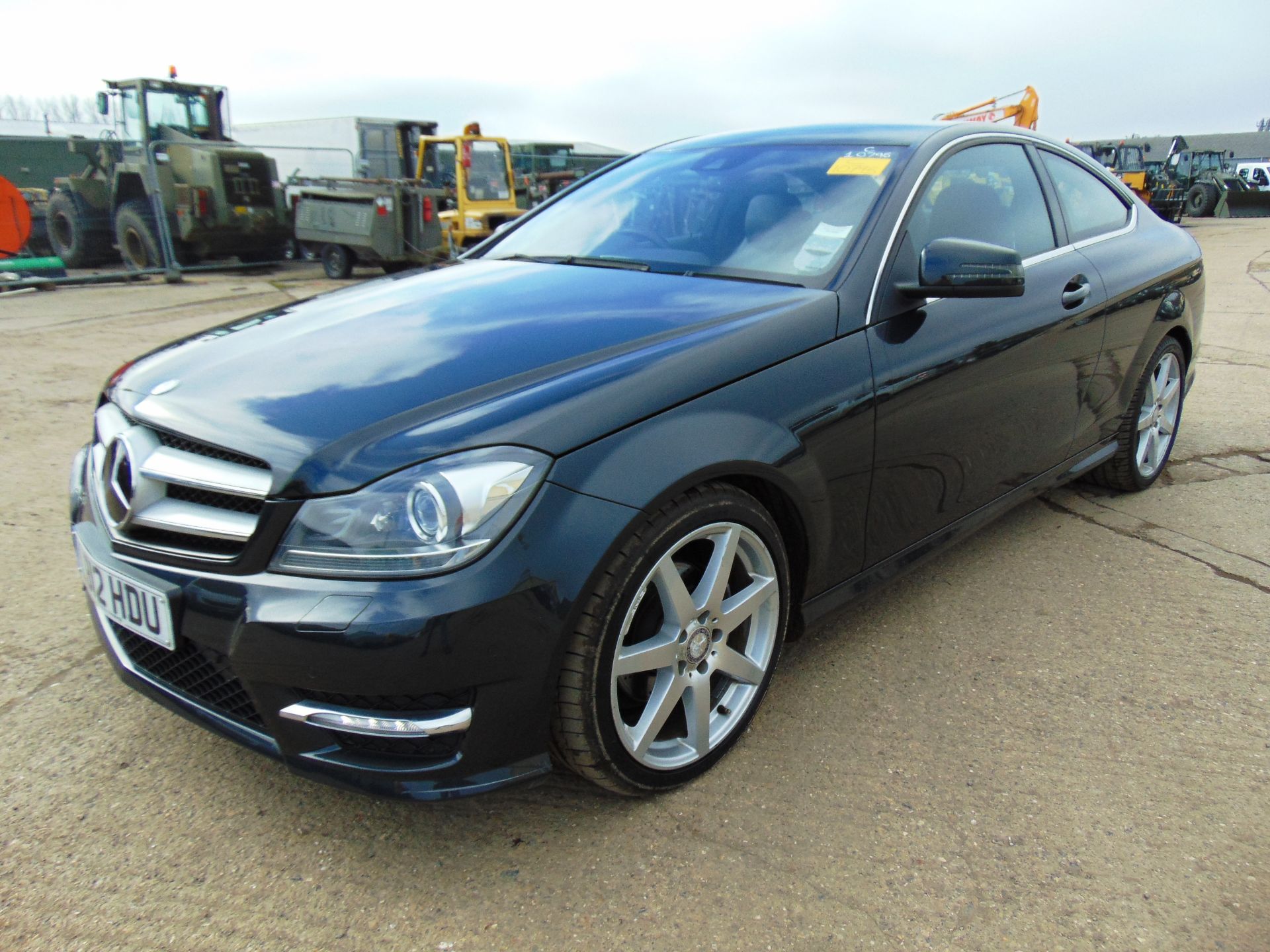 2012 Mercedes-Benz C Class 2.1 C250 CDI BlueEFFICIENCY AMG Sport 4dr Auto ONLY 7,860 miles!!! - Image 3 of 29