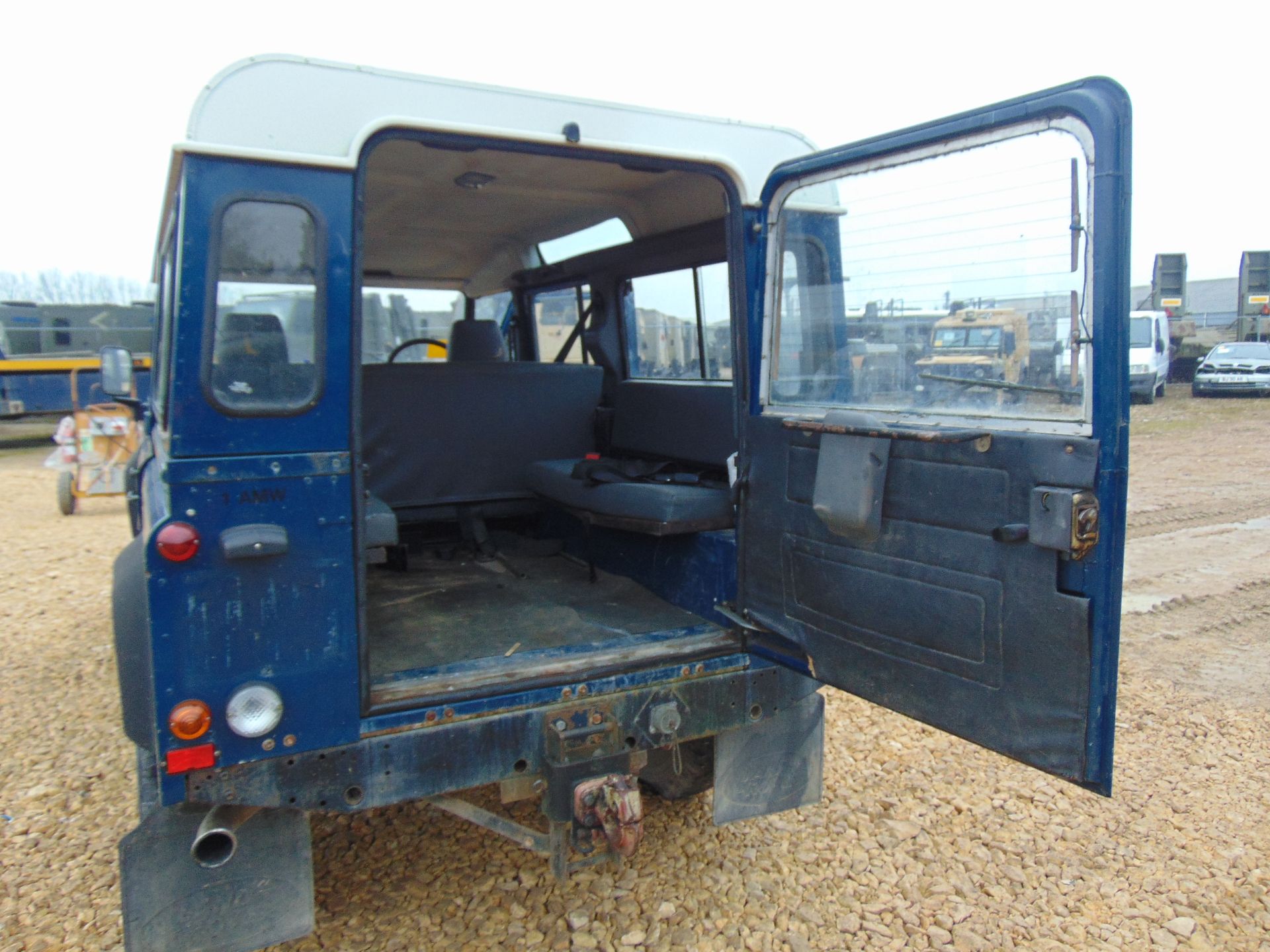 2002 Land Rover 110 TD5 Station Wagon - Image 14 of 20