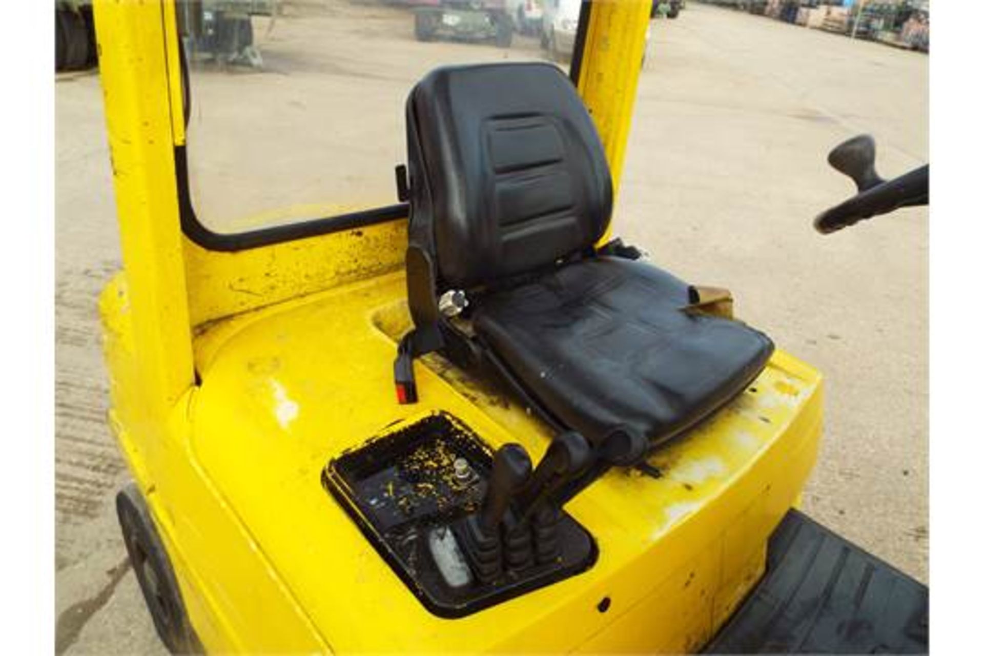 Hyster H2.00XM Counter Balance Diesel Forklift - Image 12 of 18