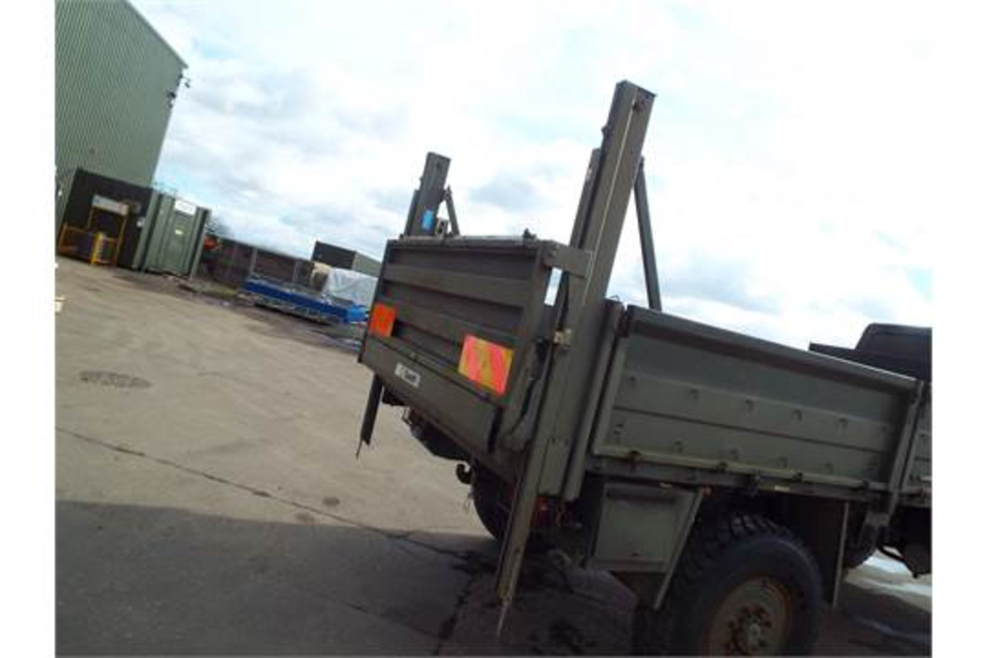 Leyland Daf 45/150 4 x 4 with Ratcliff 1000Kg Tail Lift - Image 16 of 16