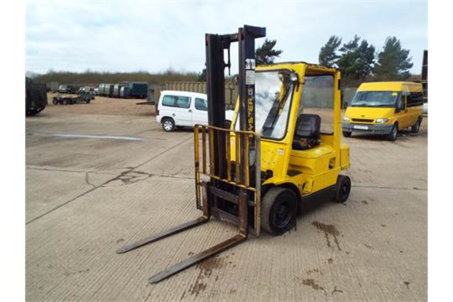 Hyster H2.00XM Counter Balance Diesel Forklift - Image 4 of 18