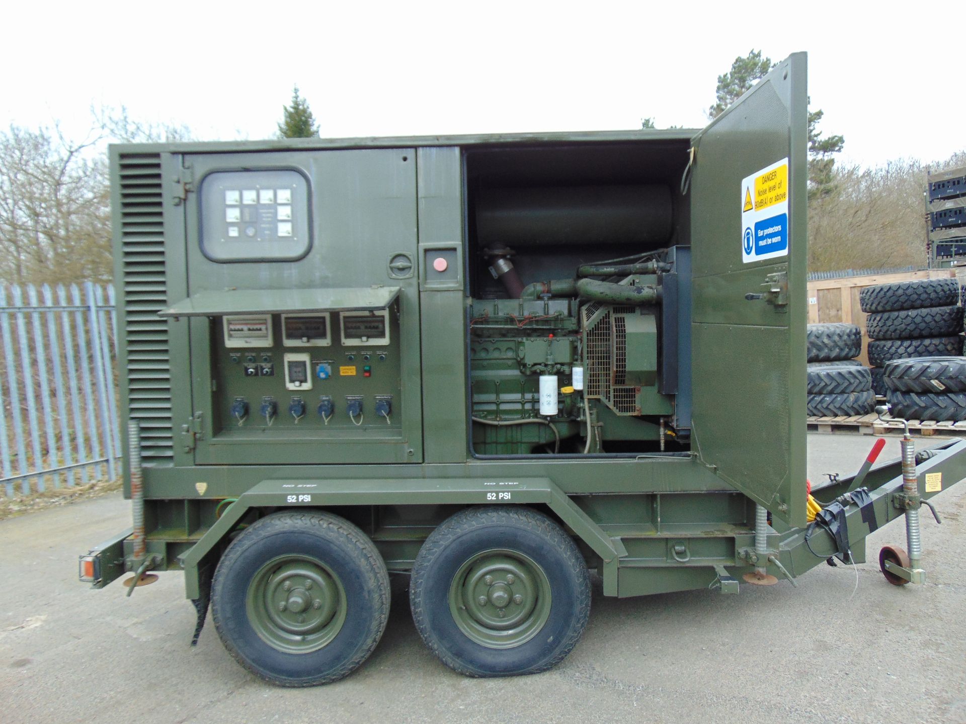 EX RESERVE Hunting Engineering 150KVA Volvo PENTA TAD720GE 6 Cylinder Turbo Diesel Generator