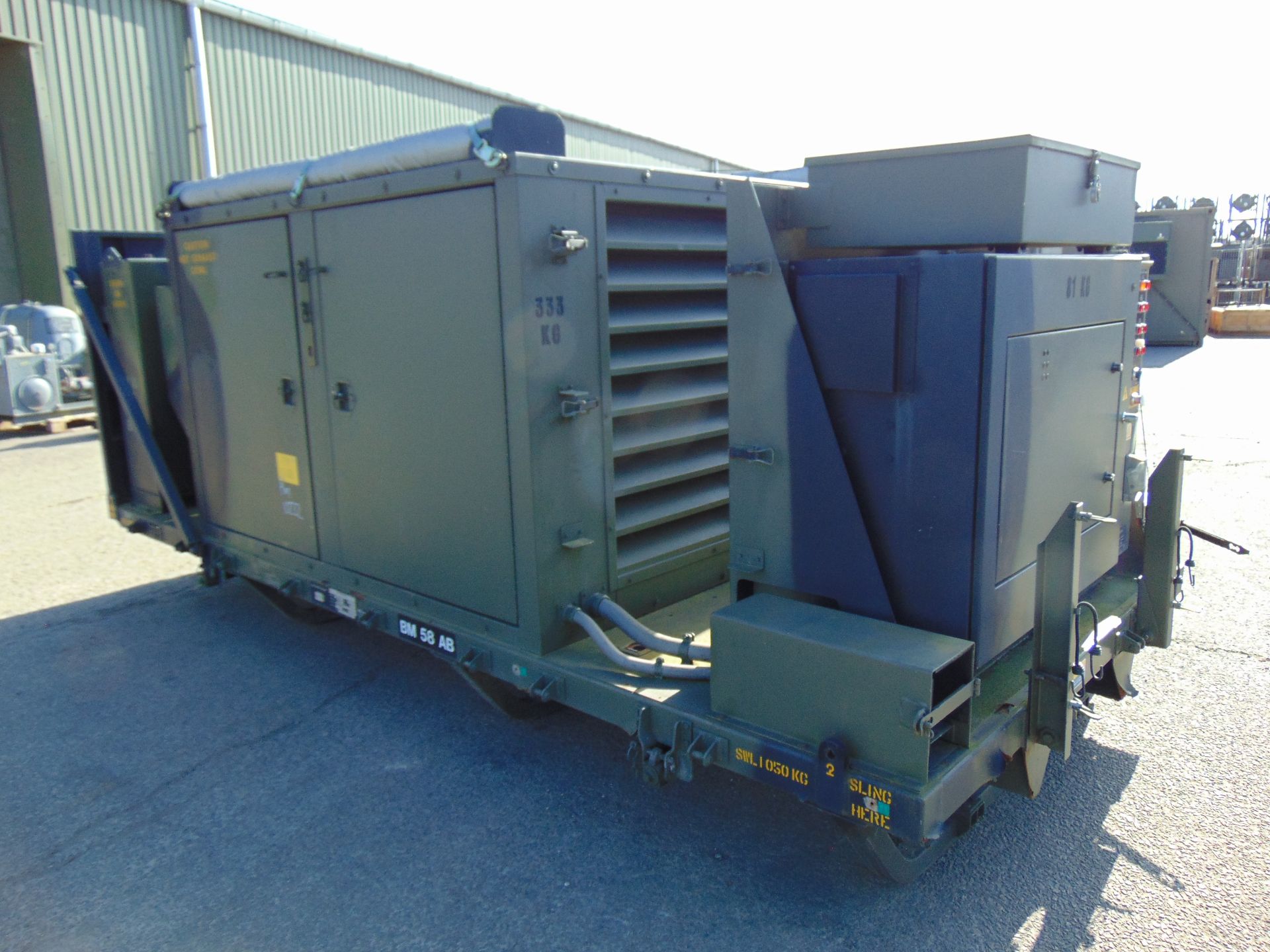 EX RESERVE Demountable Mobile Power Plant 2 x 50KVA Detroit 4 Cylinder Turbo Diesel Generators - Bild 9 aus 21