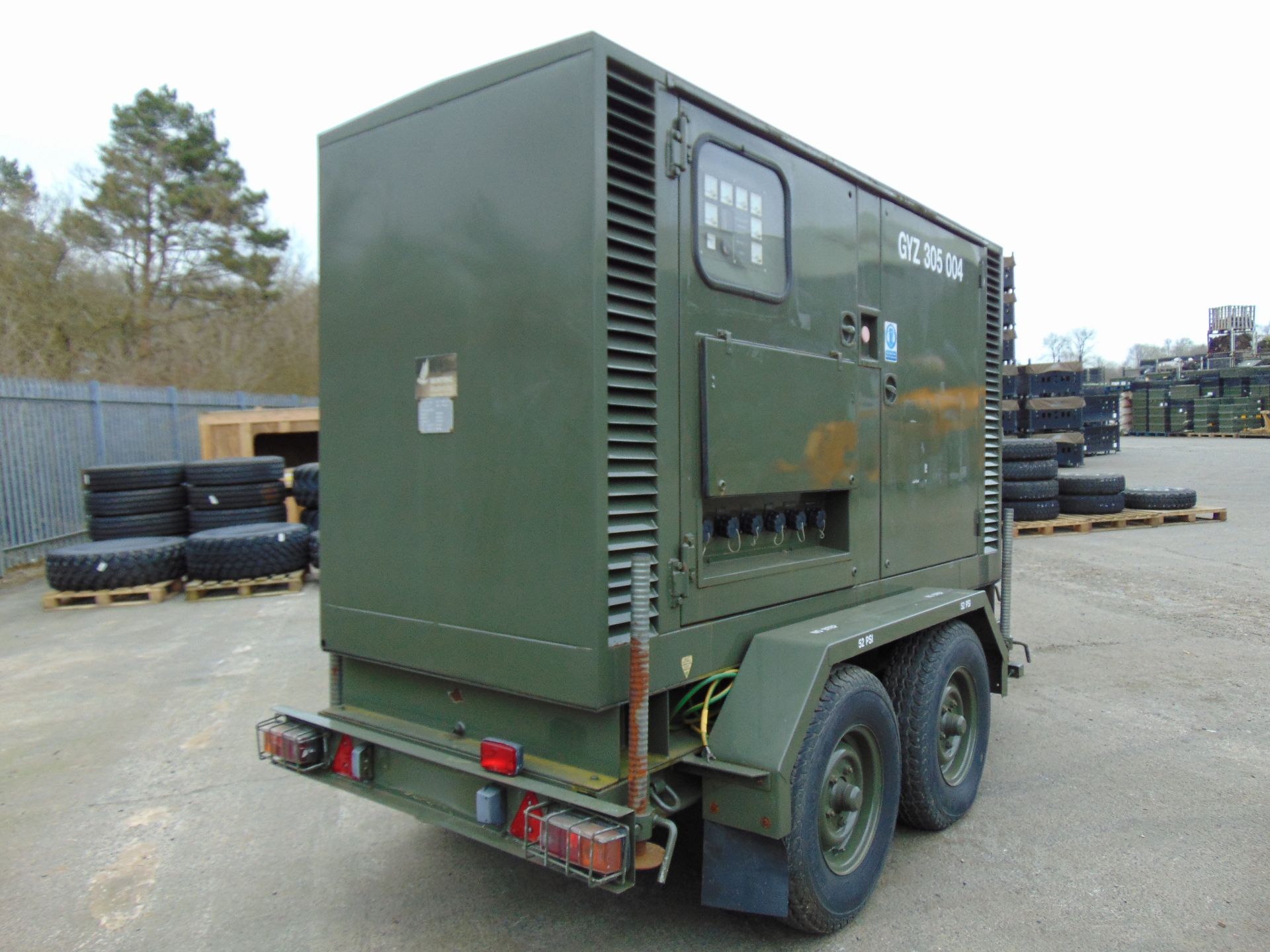 EX RESERVE Hunting Engineering 150KVA Volvo PENTA TAD720GE 6 Cylinder Turbo Diesel Generator - Bild 10 aus 19