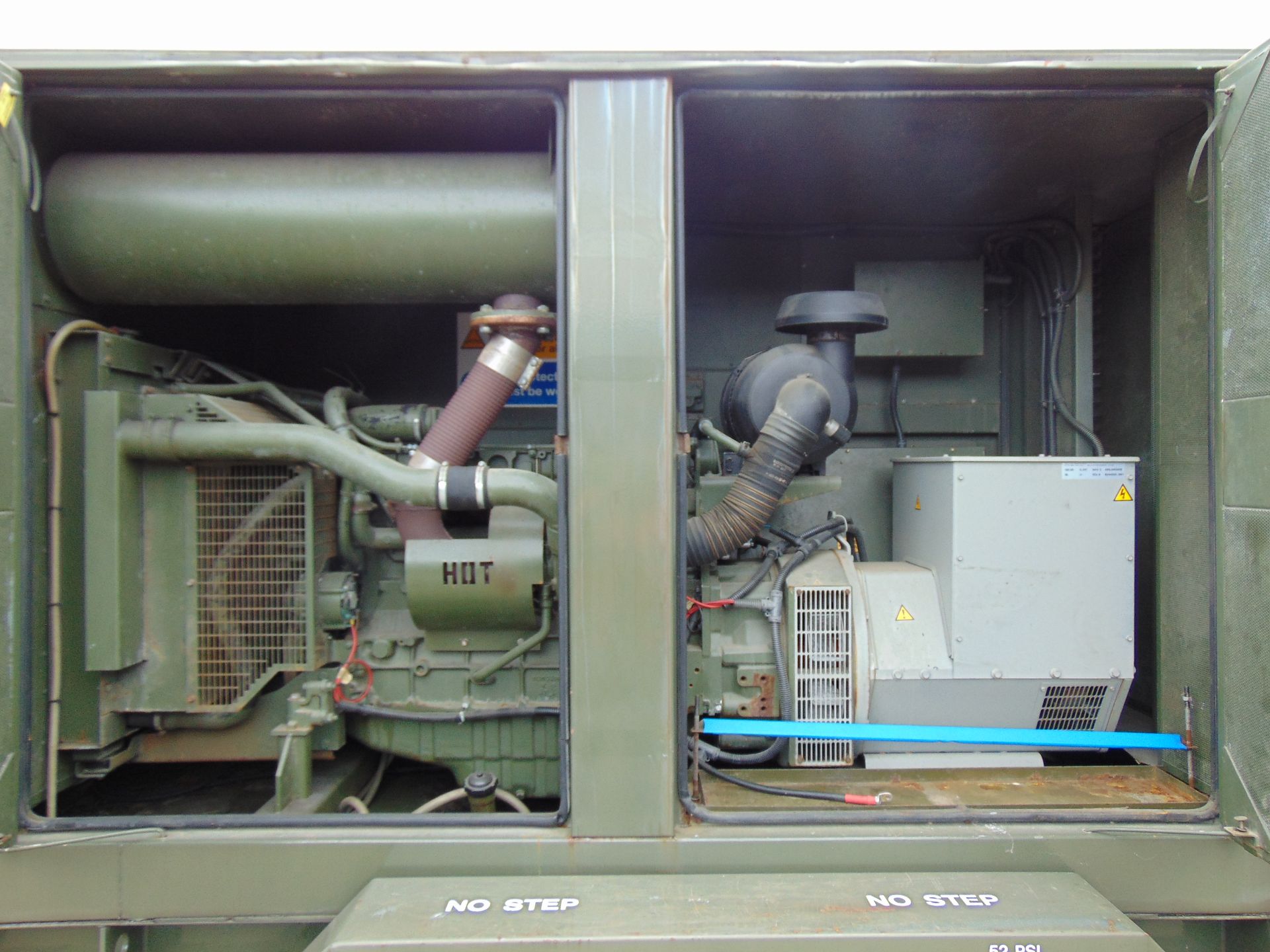 EX RESERVE Hunting Engineering 150KVA Volvo PENTA TAD720GE 6 Cylinder Turbo Diesel Generator - Image 16 of 25