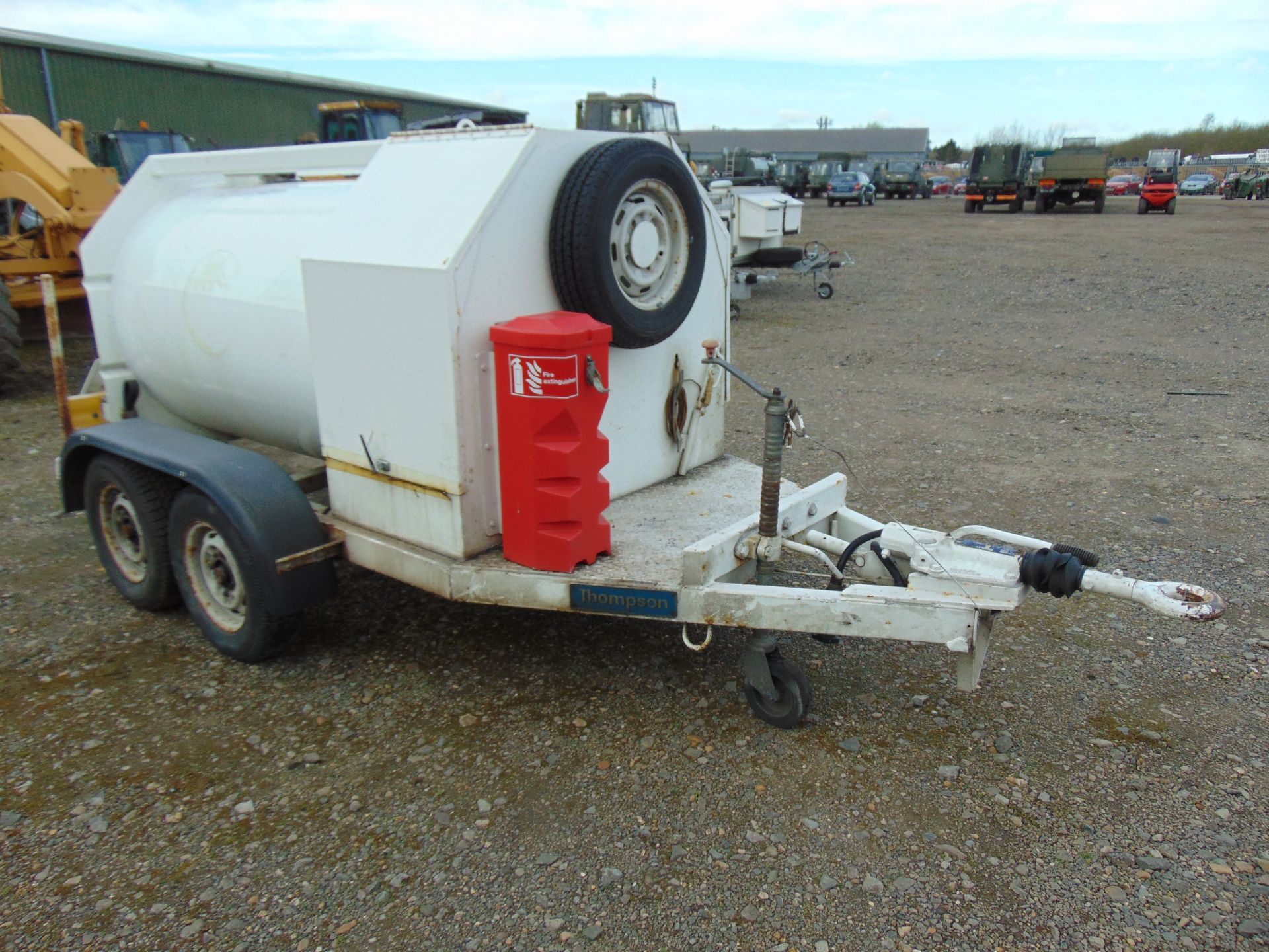 Thompson Twin Axle 950ltr Refuelling Trailer