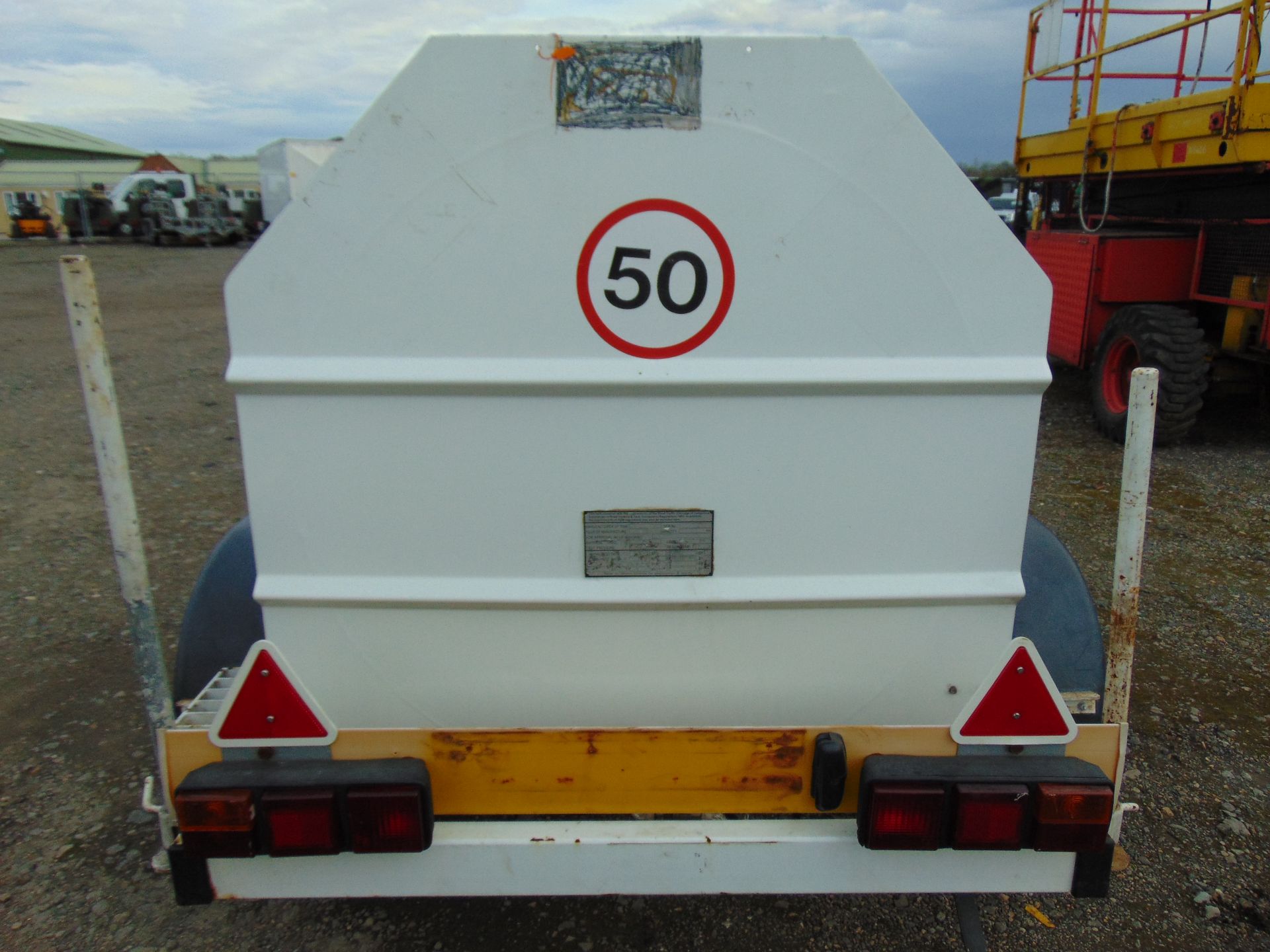 Thompson Twin Axle 950ltr Refuelling Trailer - Image 5 of 19