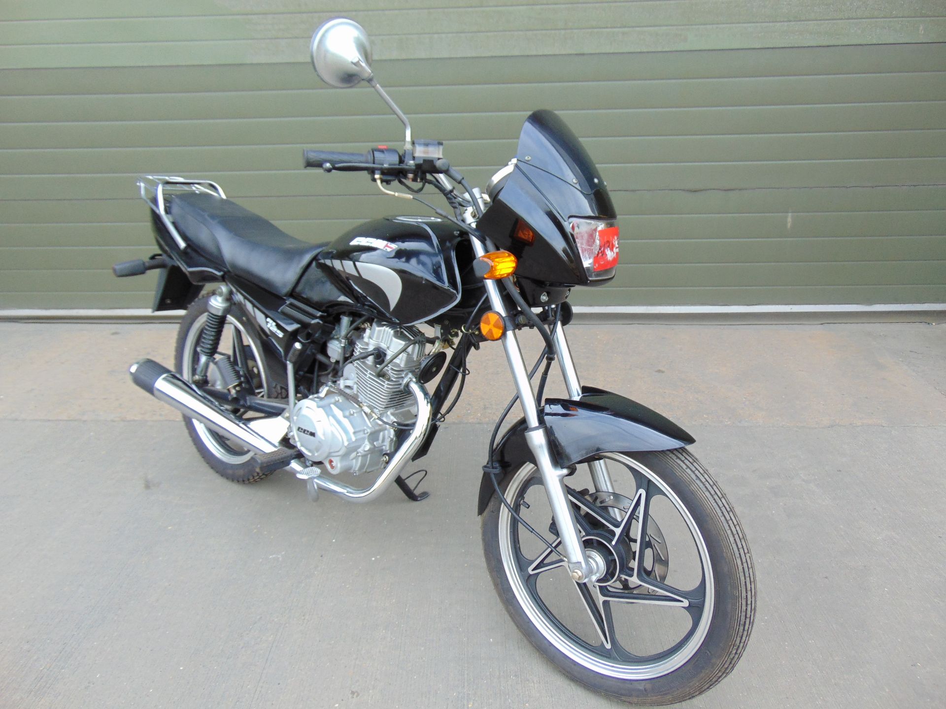 CCM RL 125 Motorbike - Image 2 of 12