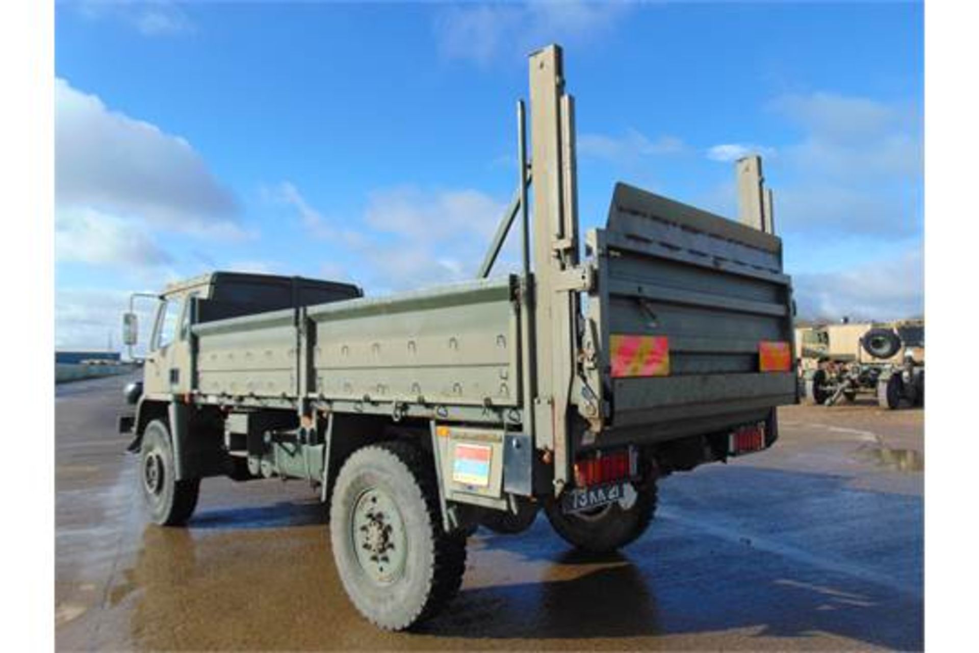 Leyland Daf 45/150 4 x 4 with Ratcliff 1000Kg Tail Lift - Image 5 of 16