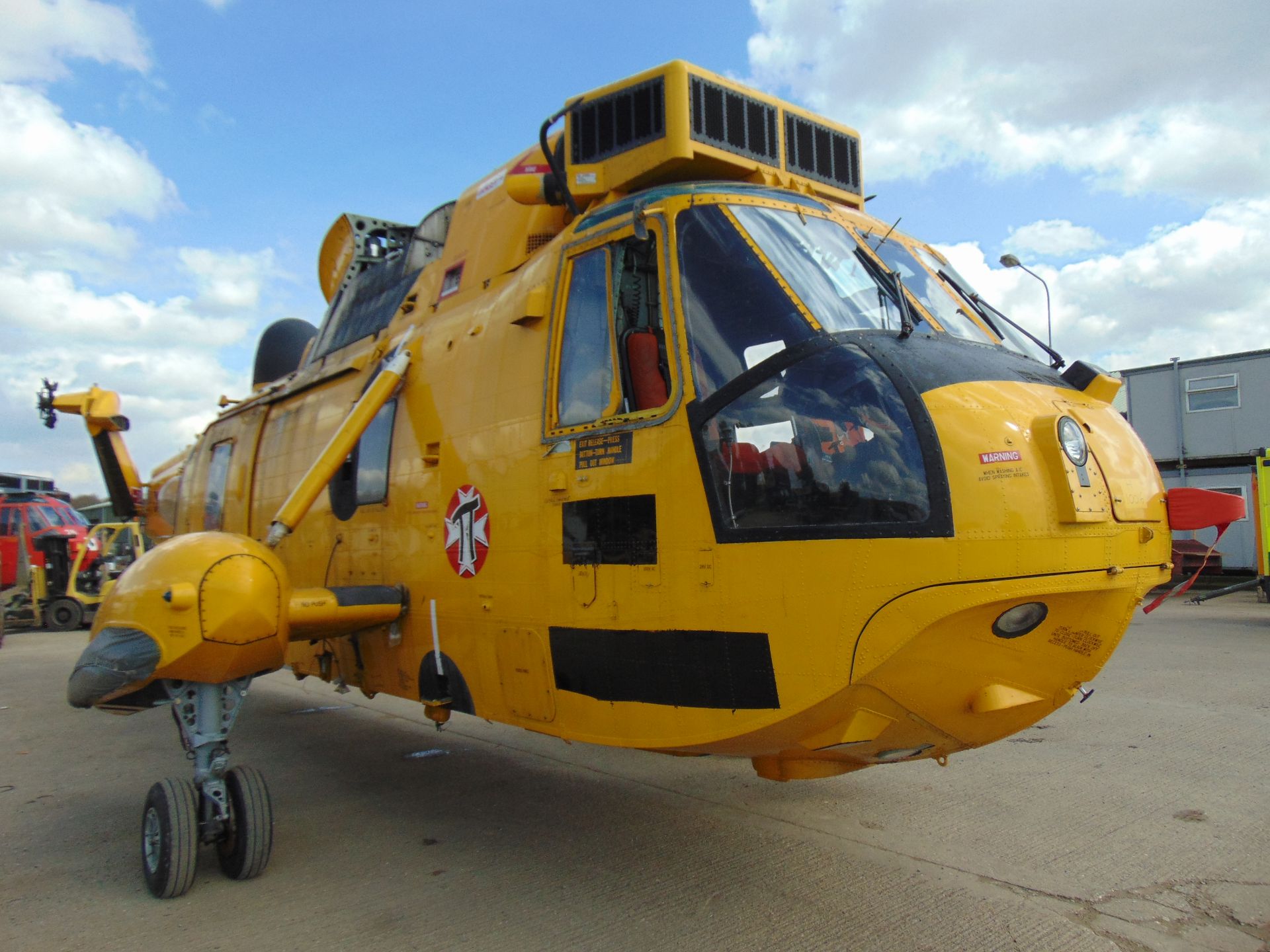 Westland Sea King HAR.3 (TAIL NUMBER ZE369) Airframe - Image 50 of 52