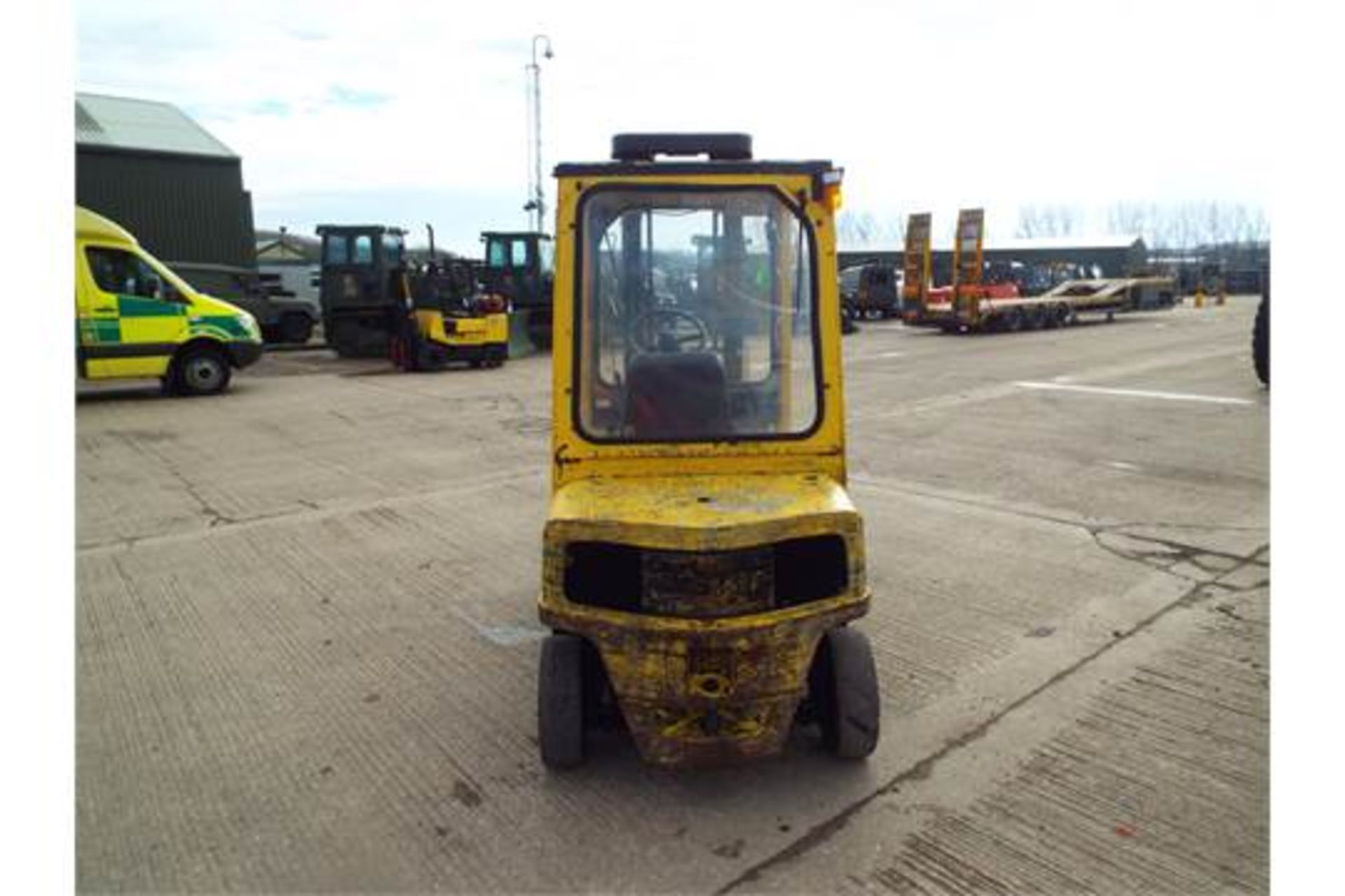 Hyster H2.00XM Counter Balance Diesel Forklift - Image 8 of 18