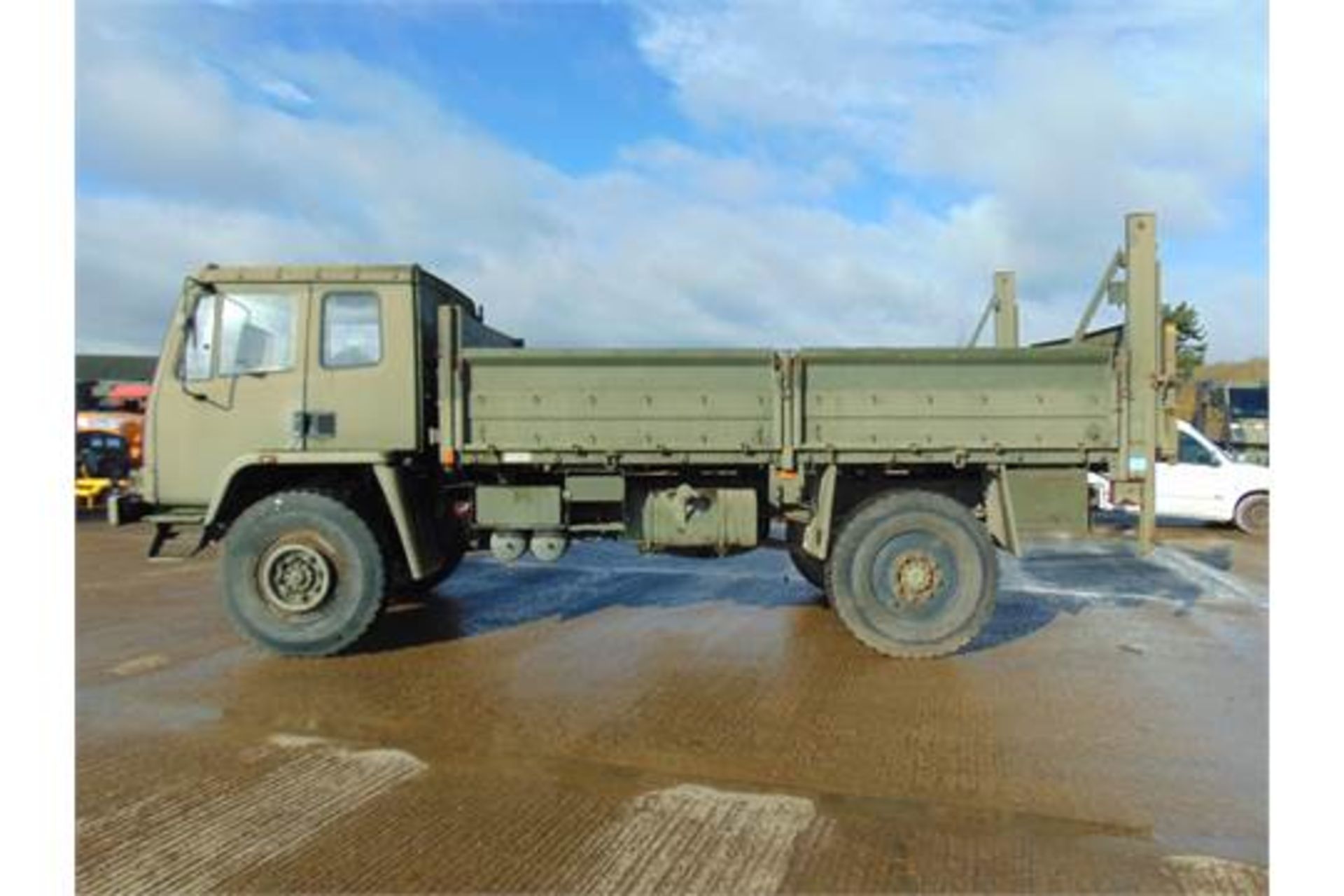 Leyland Daf 45/150 4 x 4 with Ratcliff 1000Kg Tail Lift - Image 4 of 15