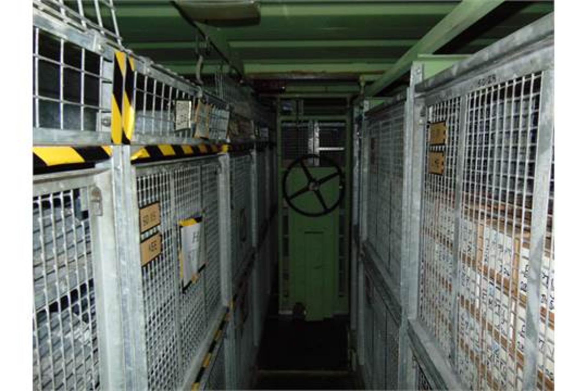 20ft ISO Shipping Container complete with fitted internal roller racking storage system - Image 6 of 9