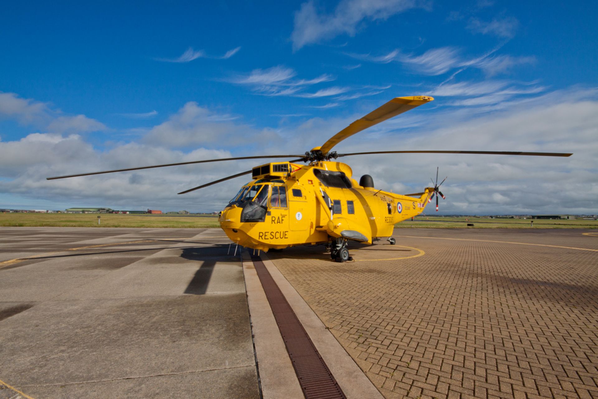 Westland Sea King HAR.3 (TAIL NUMBER ZE369) Airframe - Image 52 of 52