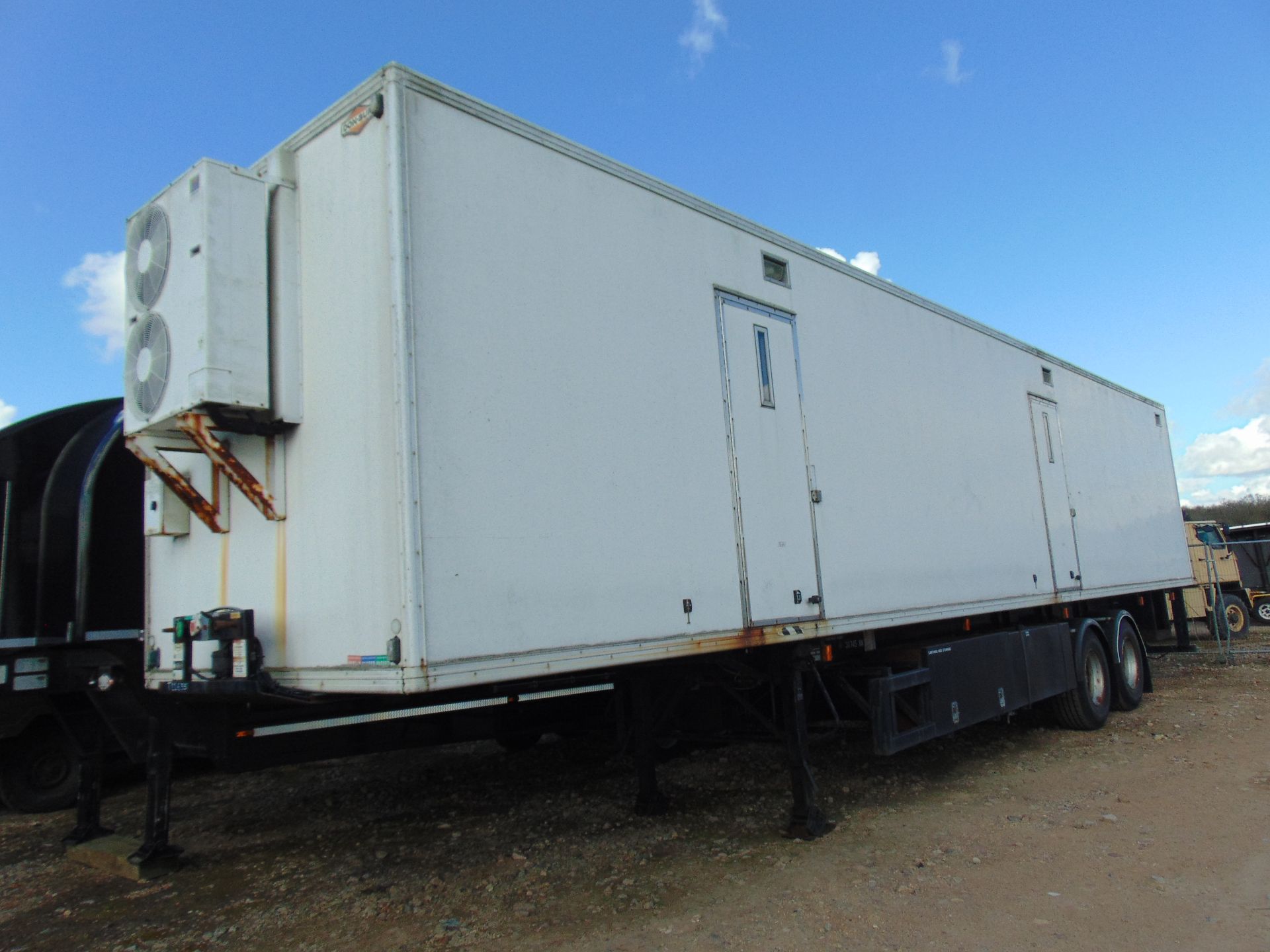 Don-Bur Twin Axle 40ft Mobile Site Office Trailer - Image 7 of 29