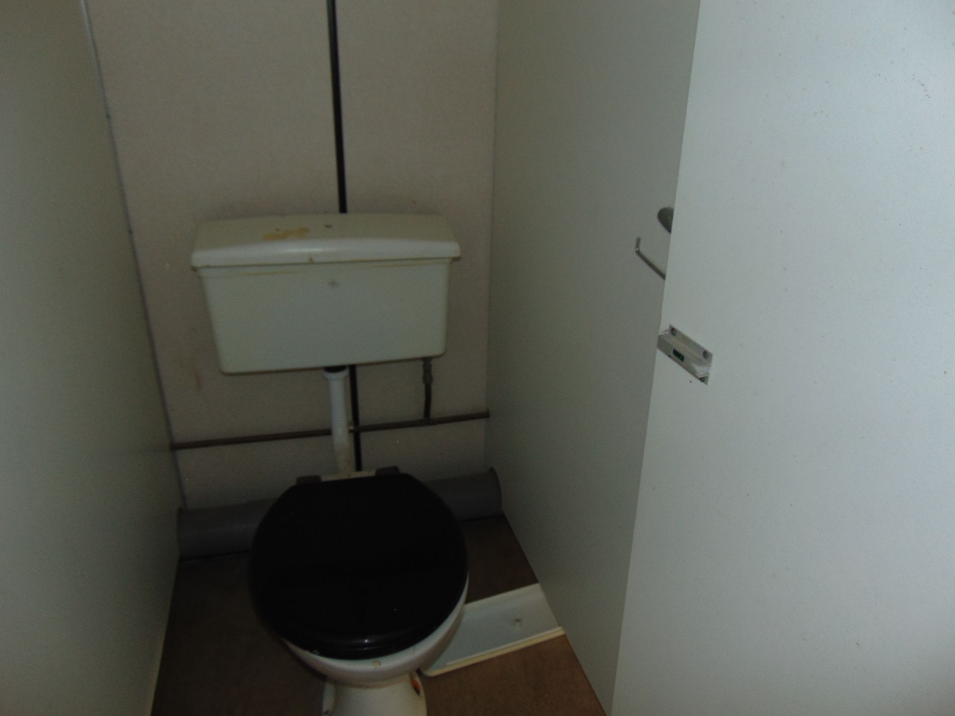 Anti Vandal Site Toilet Block/Cabin - Image 8 of 11