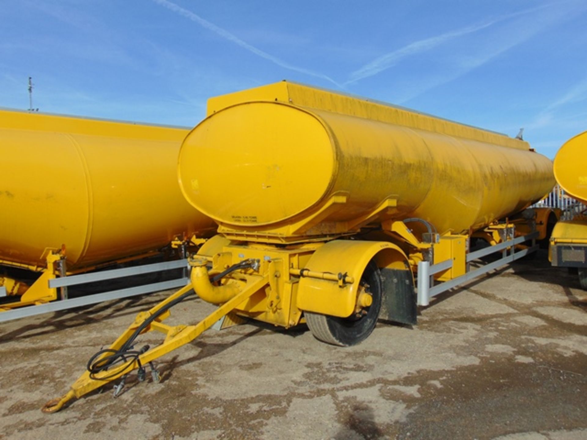 24000 Ltr Twin Axle Fluid Transfer Tanker Trailer.