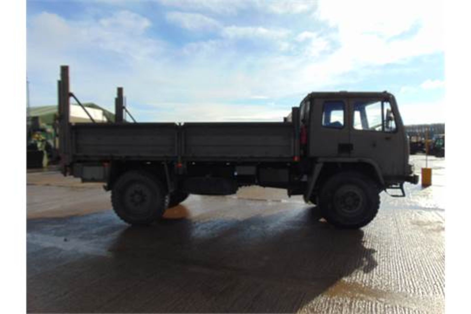 Leyland Daf 45/150 4 x 4 with Ratcliff 1000Kg Tail Lift - Image 8 of 16