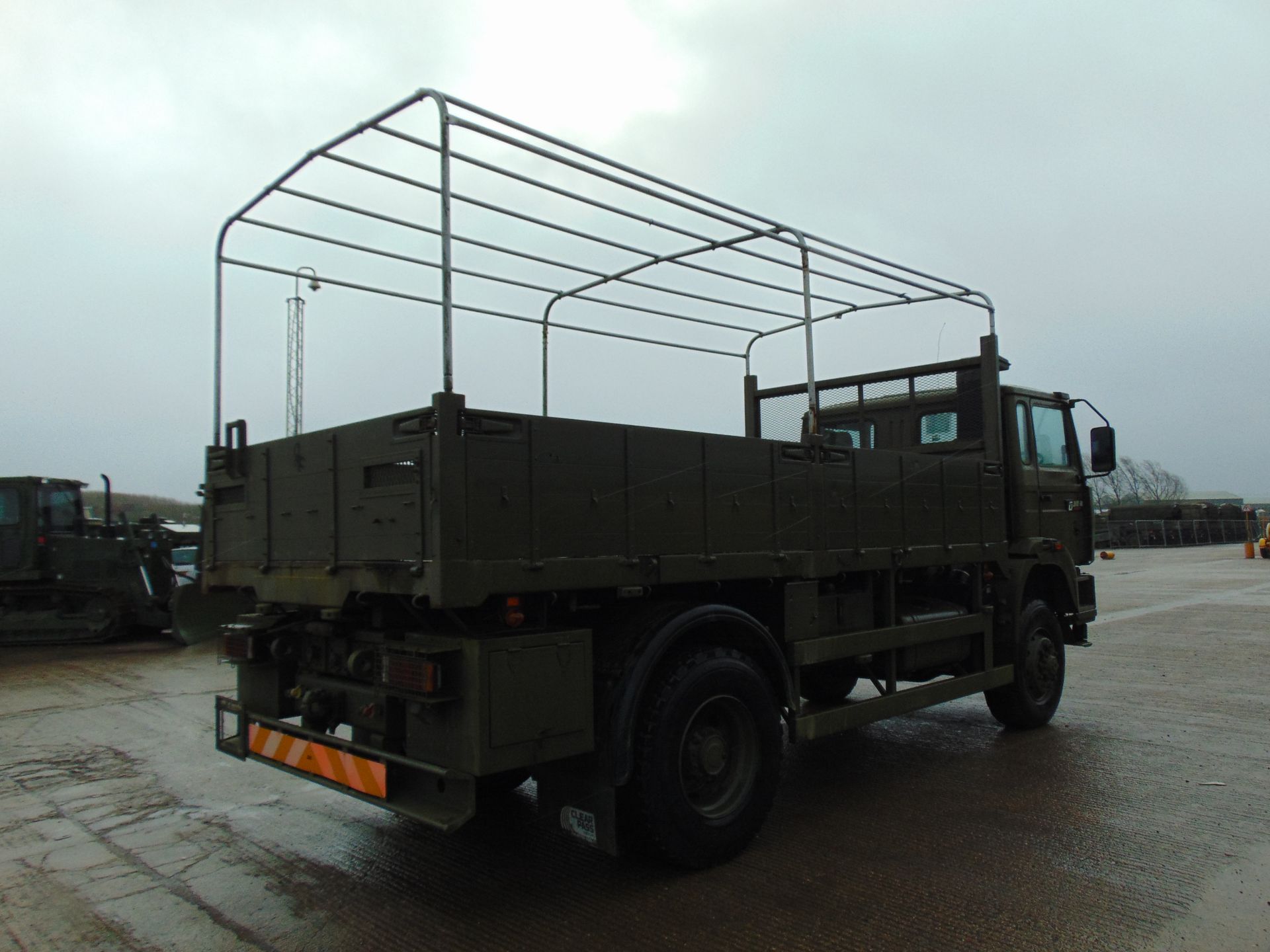 Renault G300 Maxter RHD 4x4 8T Cargo Truck with fitted winch - Image 8 of 16