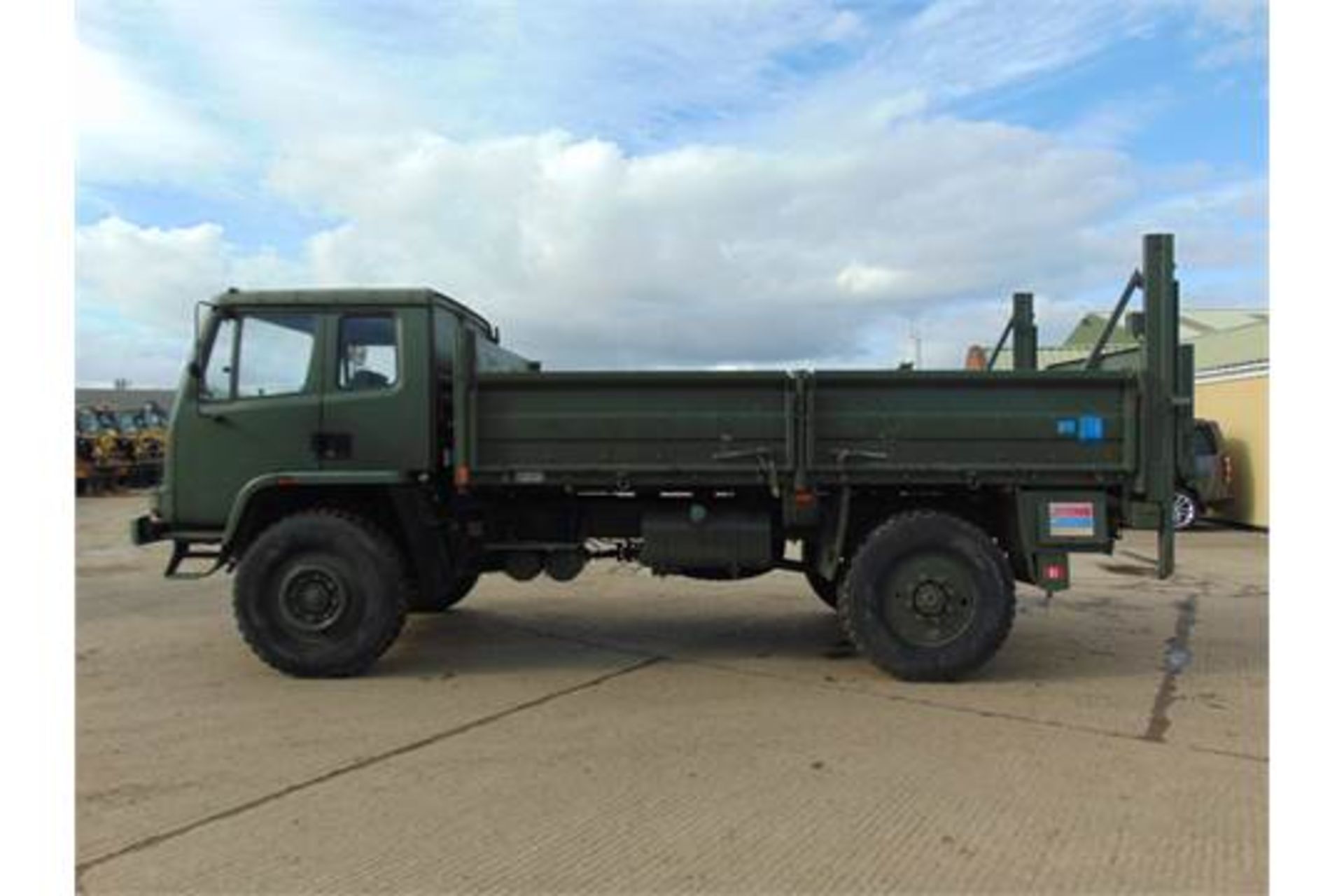 Leyland Daf 45/150 4 x 4 with Ratcliff 1000Kg Tail Lift - Image 4 of 19