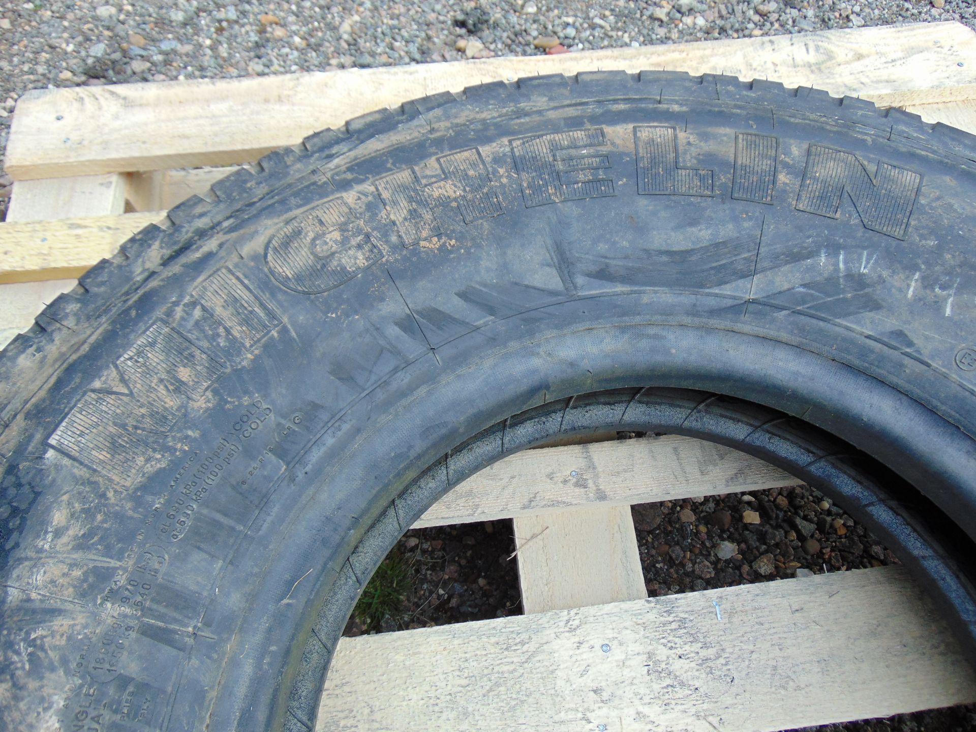 Michelin 8.25 R16 XZA Tyre - Image 3 of 5