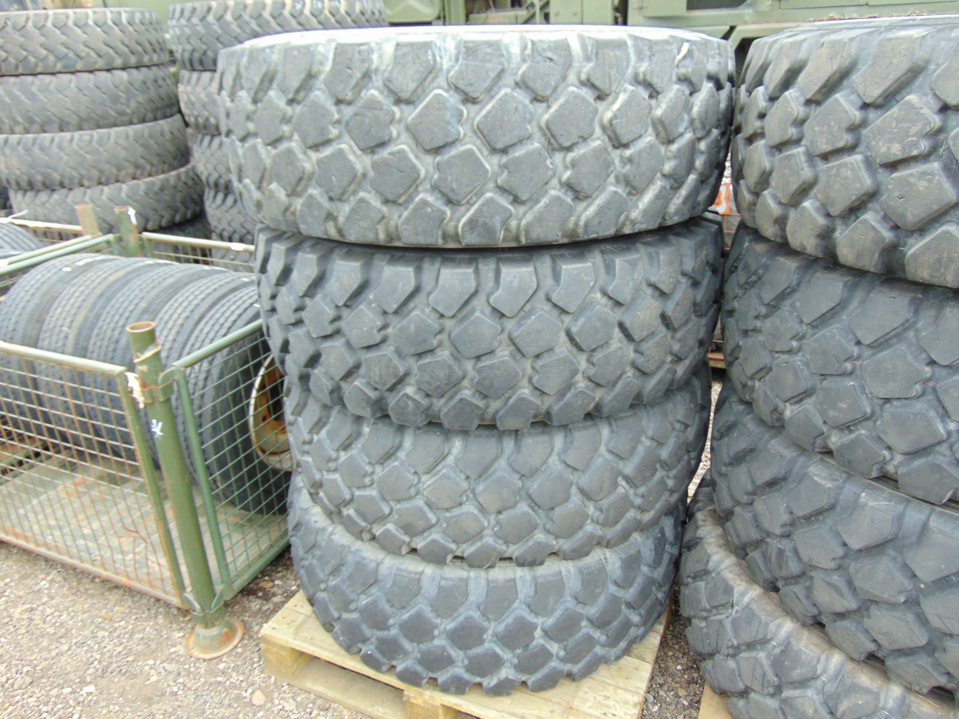 4 x Michelin XZL 395/85 R20 Tyres