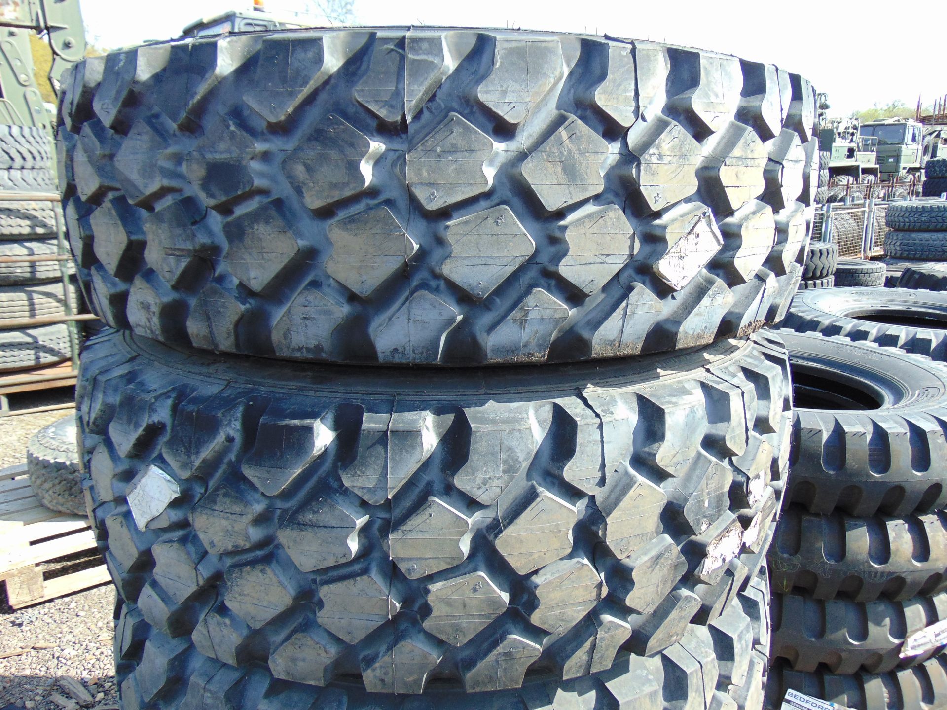 4 x Michelin XZL 365/85 R20 Tyres with Runflat Inserts and 10 Stud Rims - Image 2 of 6
