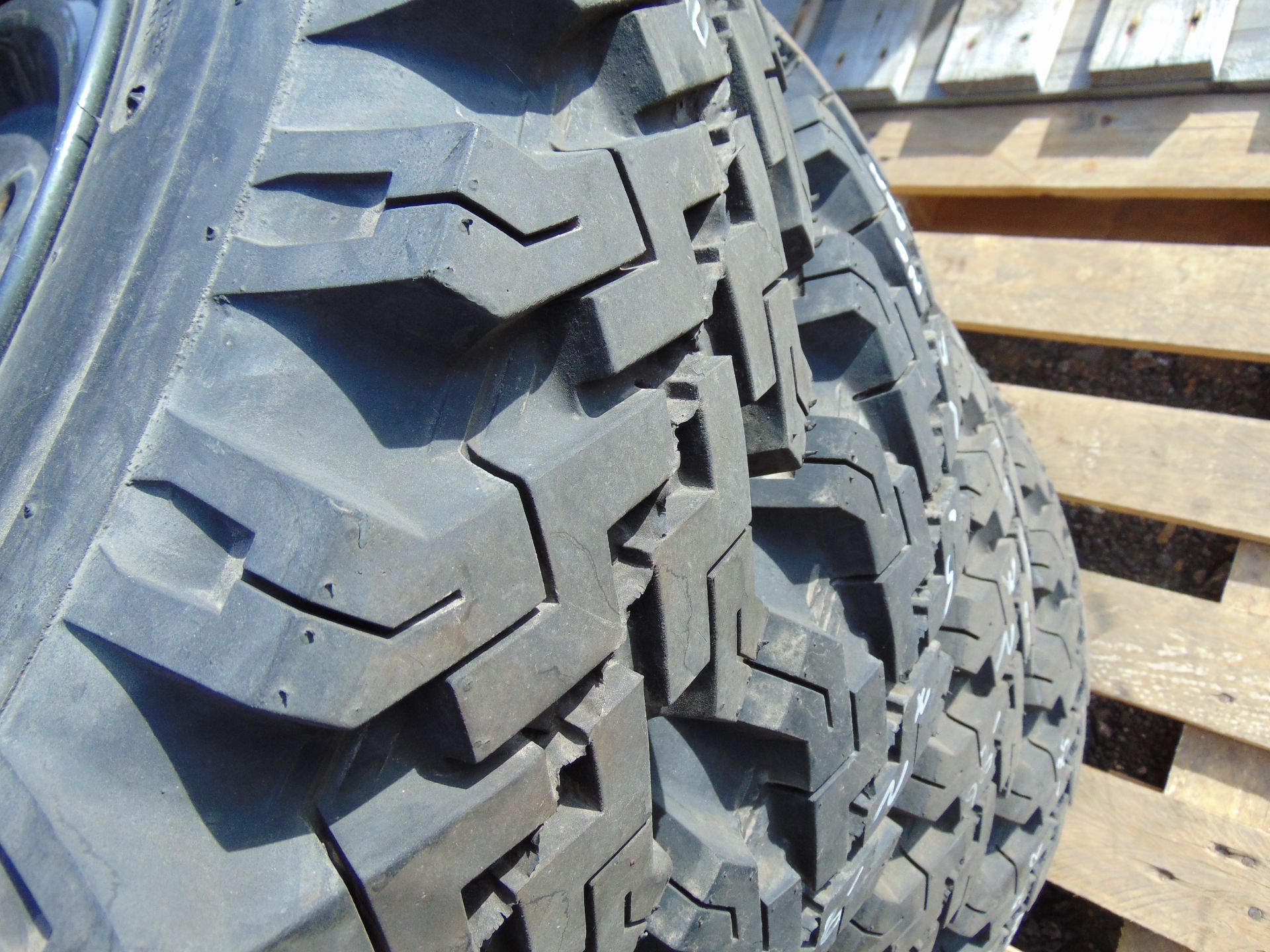 4 x Deestone Extra Traction 6.00-16 Tyres - Image 7 of 7