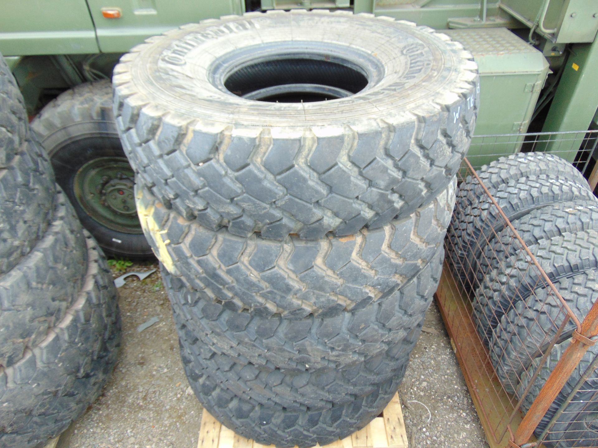 5 x Continental 14.00 R20 Tyres