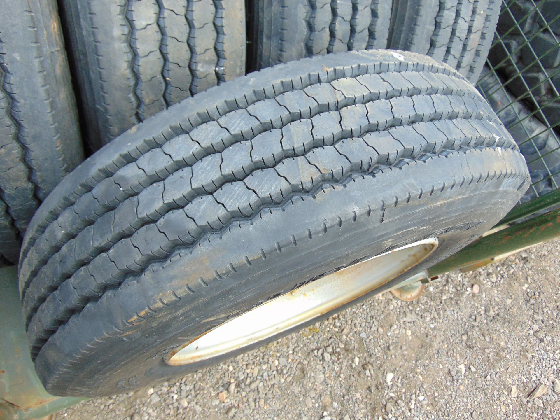 5 x Double Coin RT500 215/75 R17.5 Tyres with 6 Stud Rims - Image 6 of 7