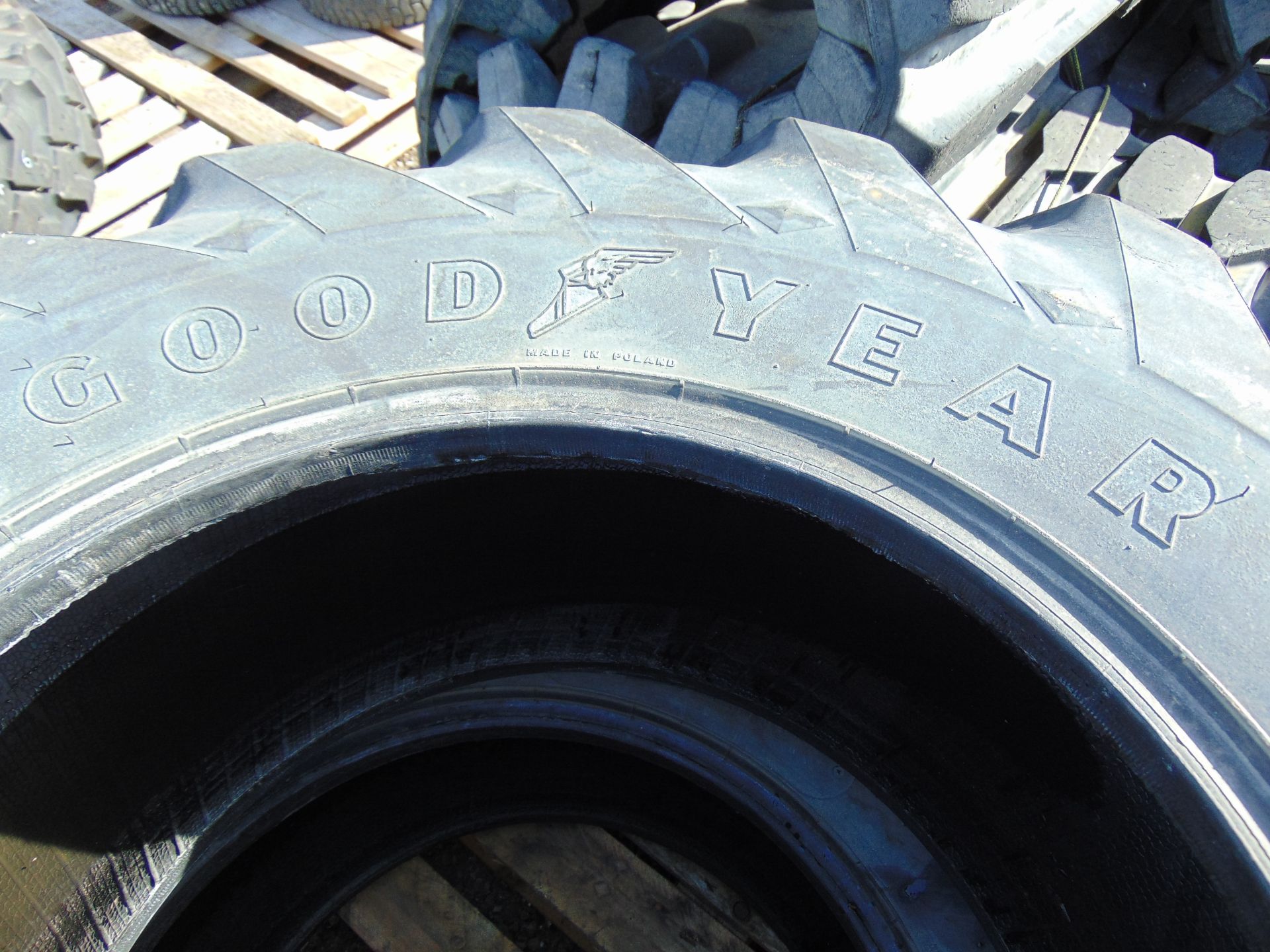 2 x Goodyear Sure Grip 15.5/80-24 Tyres - Image 4 of 6