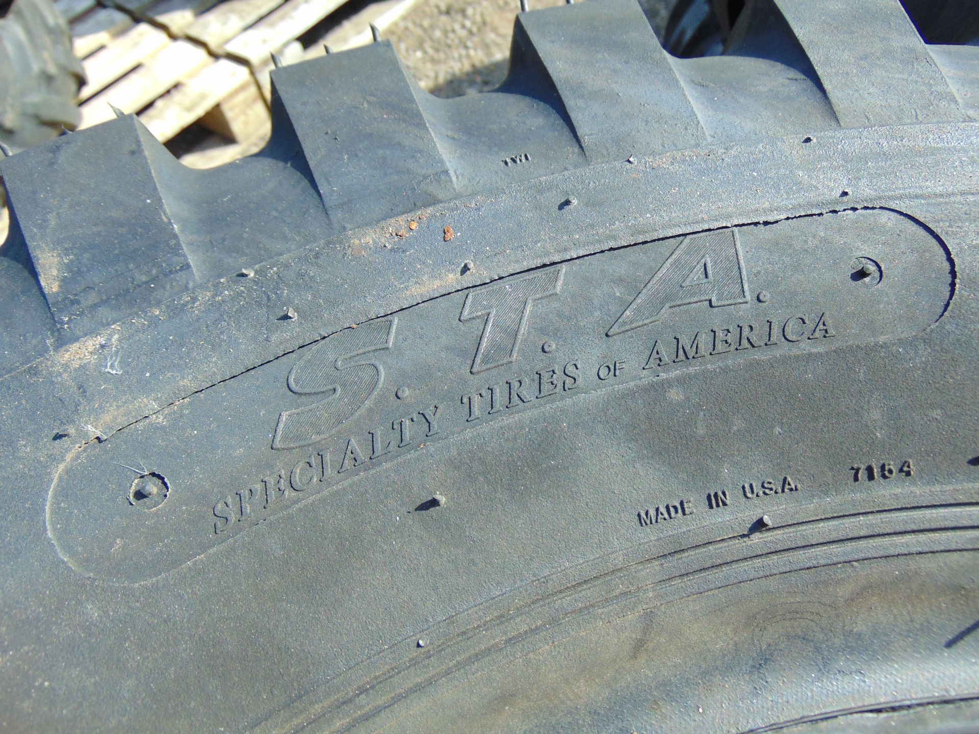 4 x S.T.A. 9.00-20 Crossply Tyres - Image 5 of 6