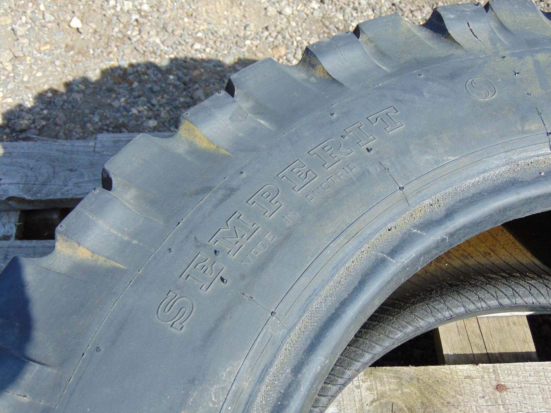 Semperit Extra Special 10.5-20/10-20 Tyre - Image 4 of 5