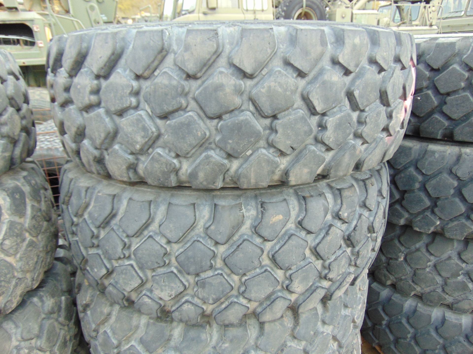 4 x Michelin XZL 395/85 R20 Tyres - Image 2 of 5