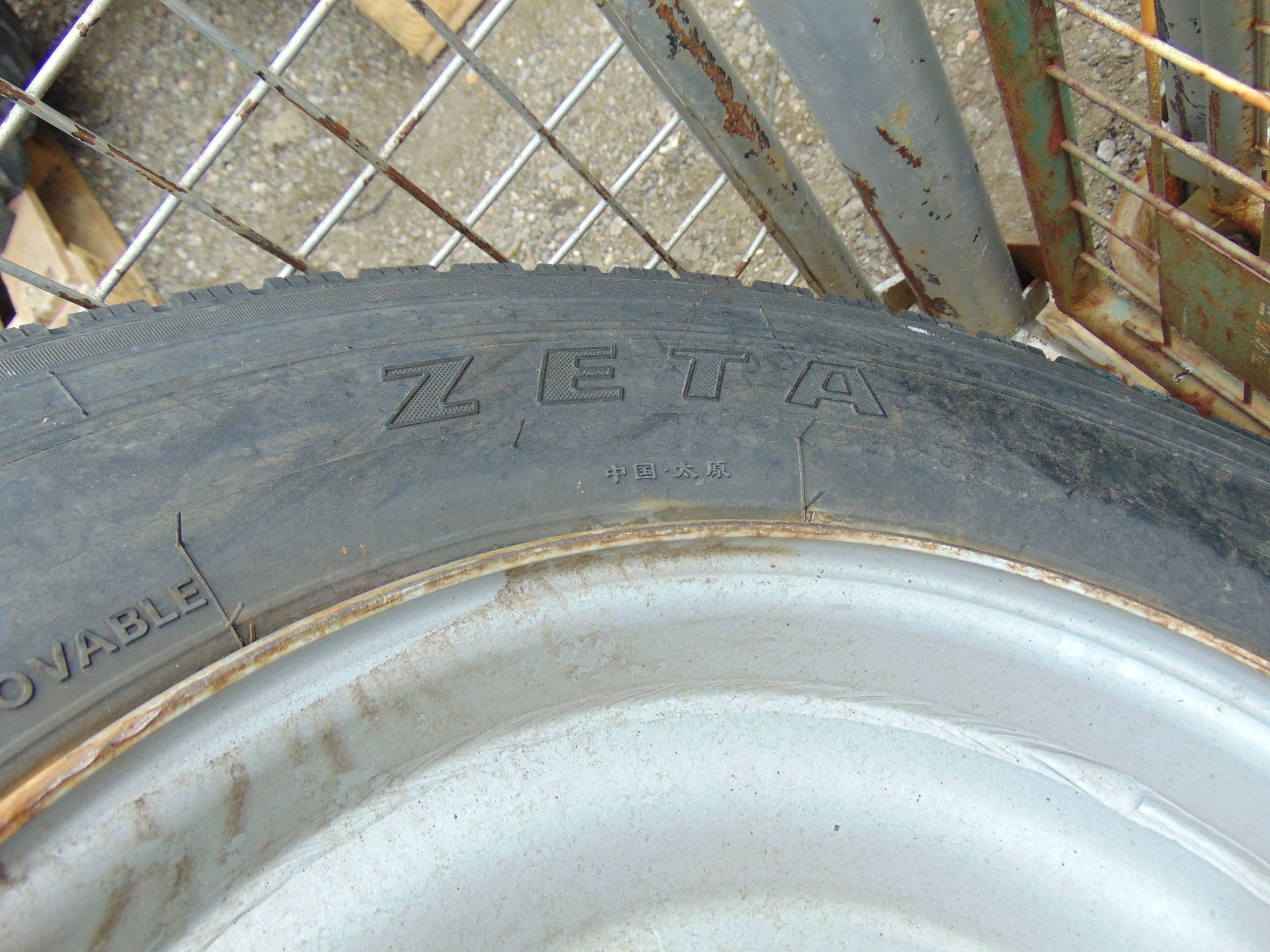 3 x Mixed Brand 235/75 R17.5 Tyres on 6 Stud Rims - Image 5 of 8