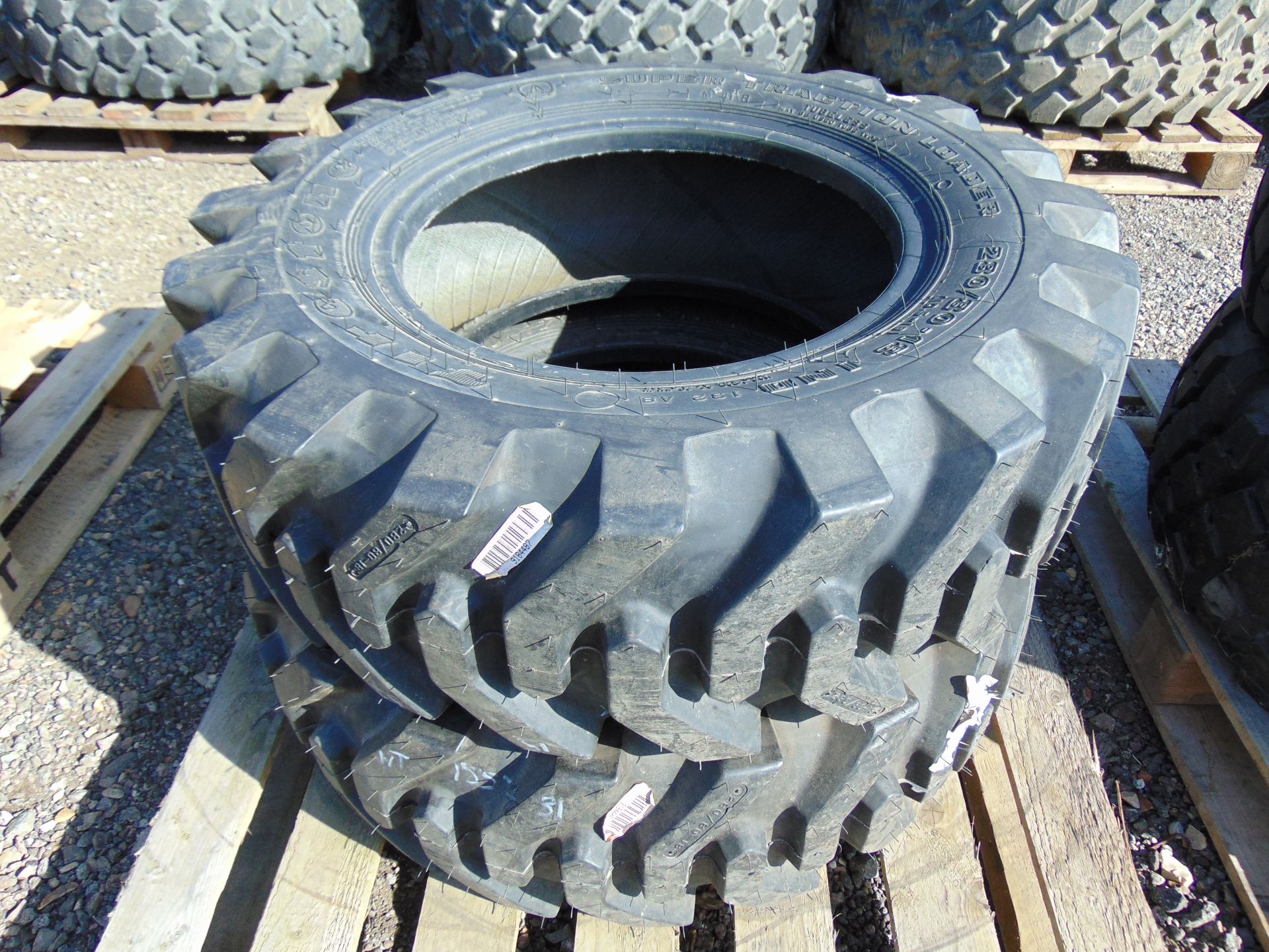2 x Firestone Super Traction Loader 280/80-18 Tyres