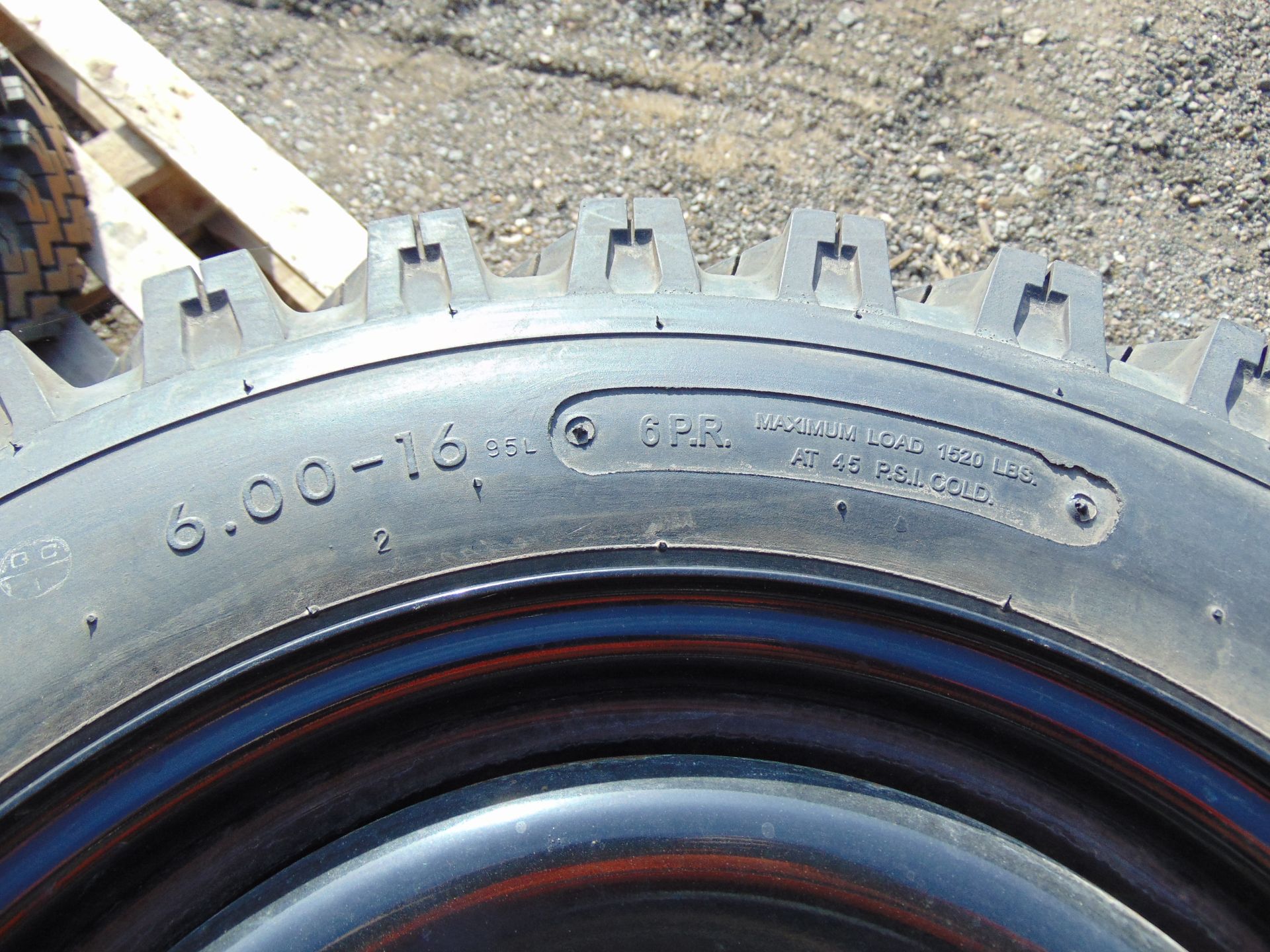 4 x Deestone Extra Traction 6.00-16 Tyres - Image 6 of 7