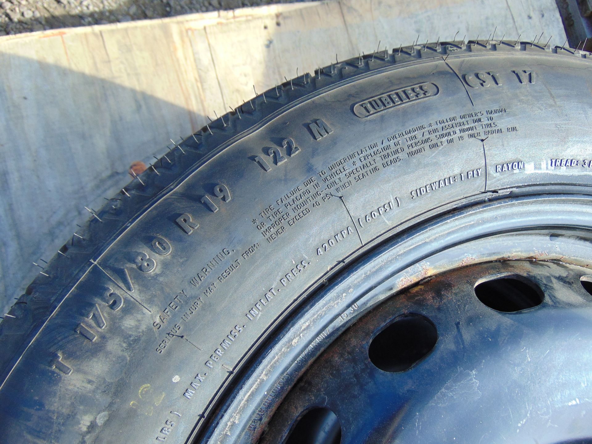 2 x Continental 175/80 R19 Tyres with 5 Stud Rims - Image 5 of 6