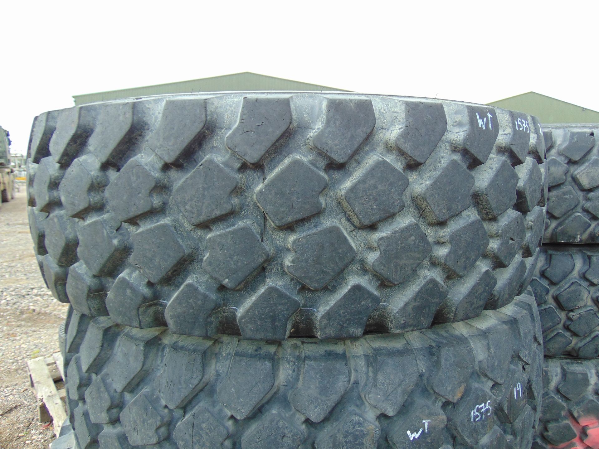 4 x Michelin XZL 395/85 R20 Tyres - Image 2 of 5