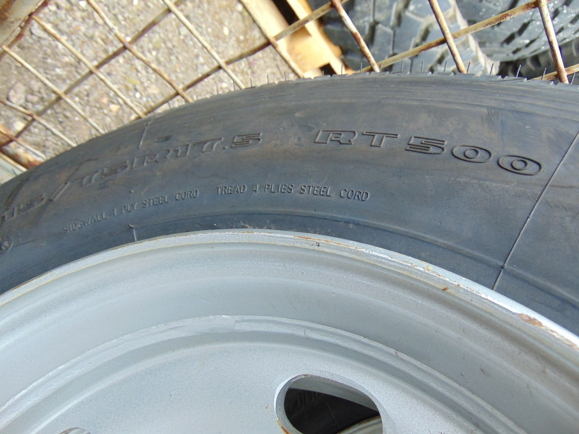 4 x Double Coin RT500 215/75 R17.5 Tyres with 6 Stud Rims - Bild 4 aus 6