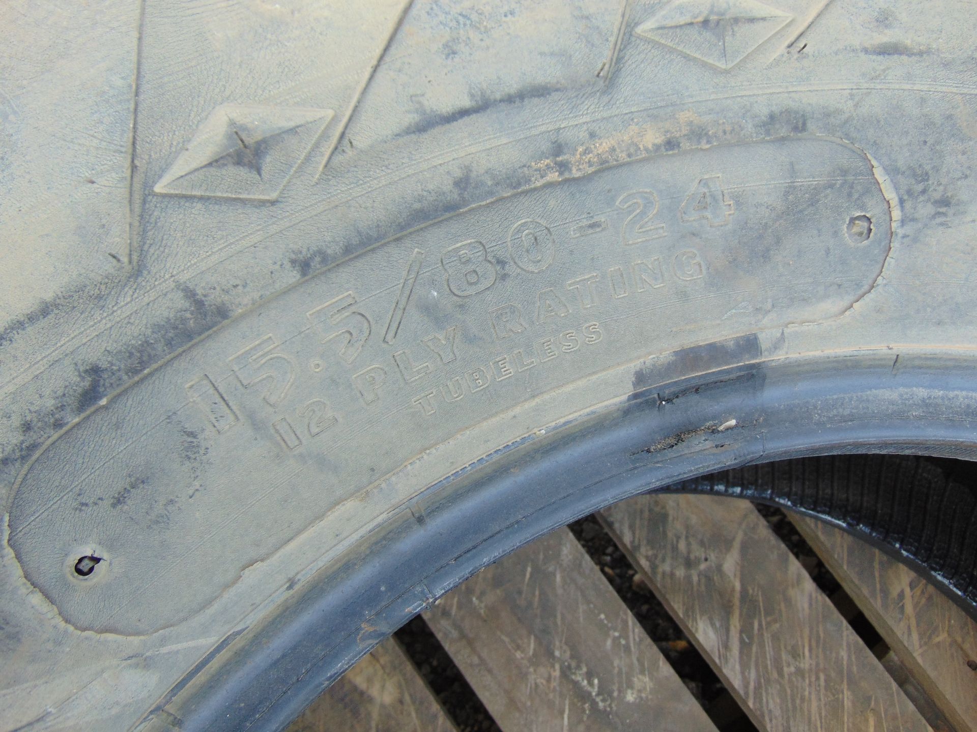 Goodyear Sure Grip 15.5/80-24 Tyre - Image 4 of 6