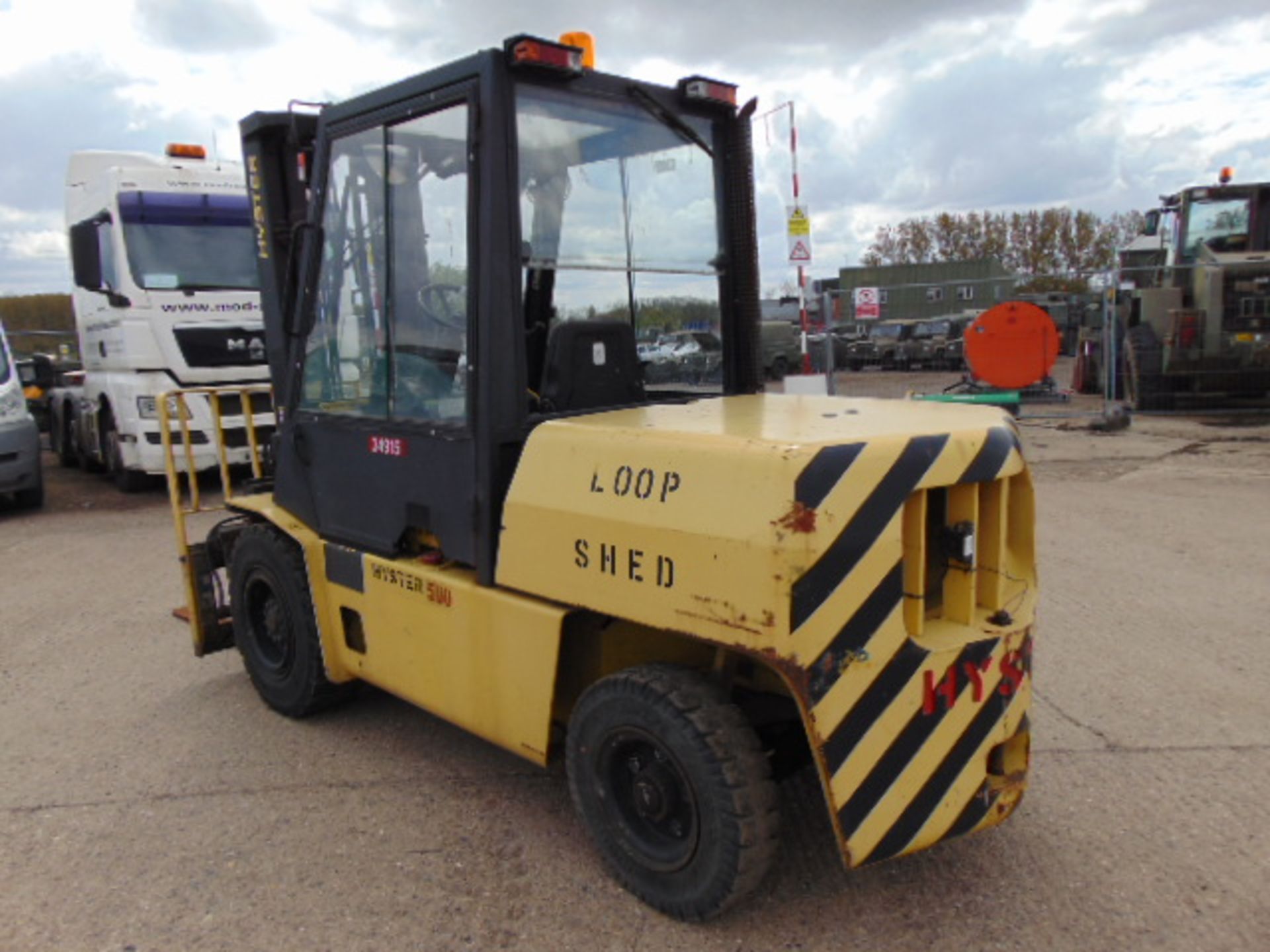 Hyster H5.00XL Counter Balance Diesel Forklift ONLY 463 Hours! - Image 7 of 21