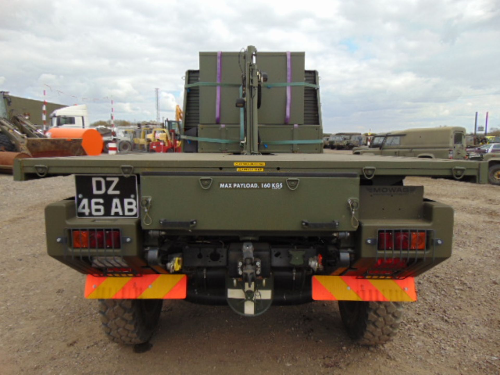 Ex Reserve Left Hand Drive Mowag Bucher Duro II 6x6 Crane Truck - Image 6 of 18