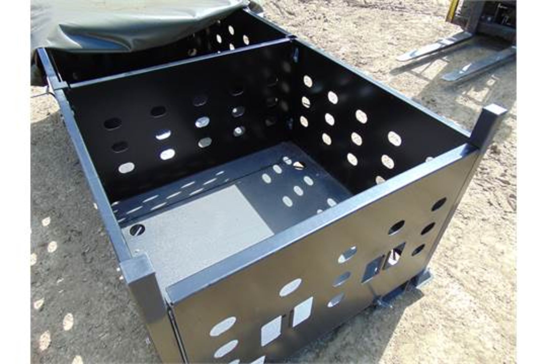 Unissued Heavy Duty Stackable Equipment Container - Image 4 of 7