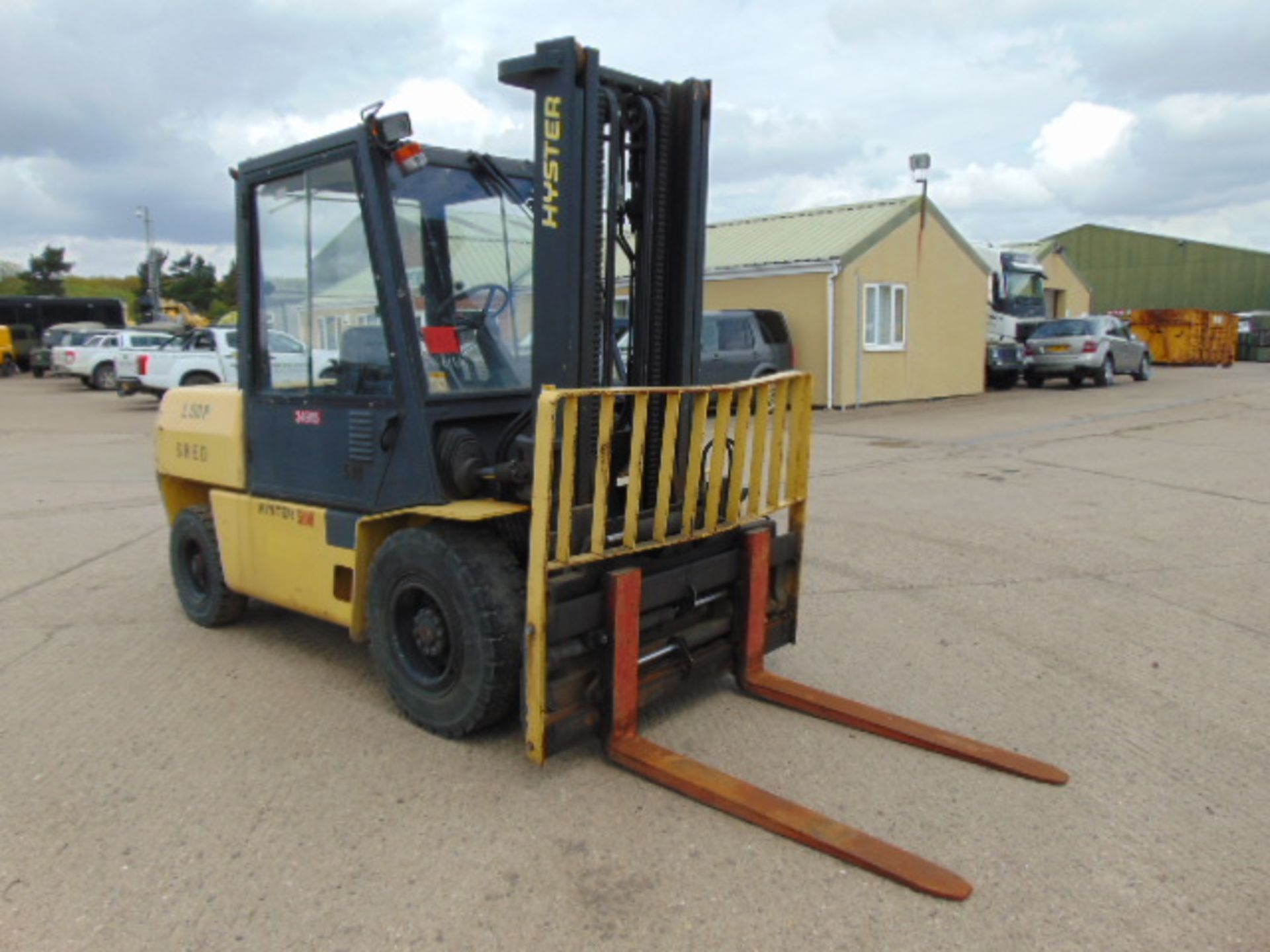 Hyster H5.00XL Counter Balance Diesel Forklift ONLY 463 Hours! - Image 2 of 21