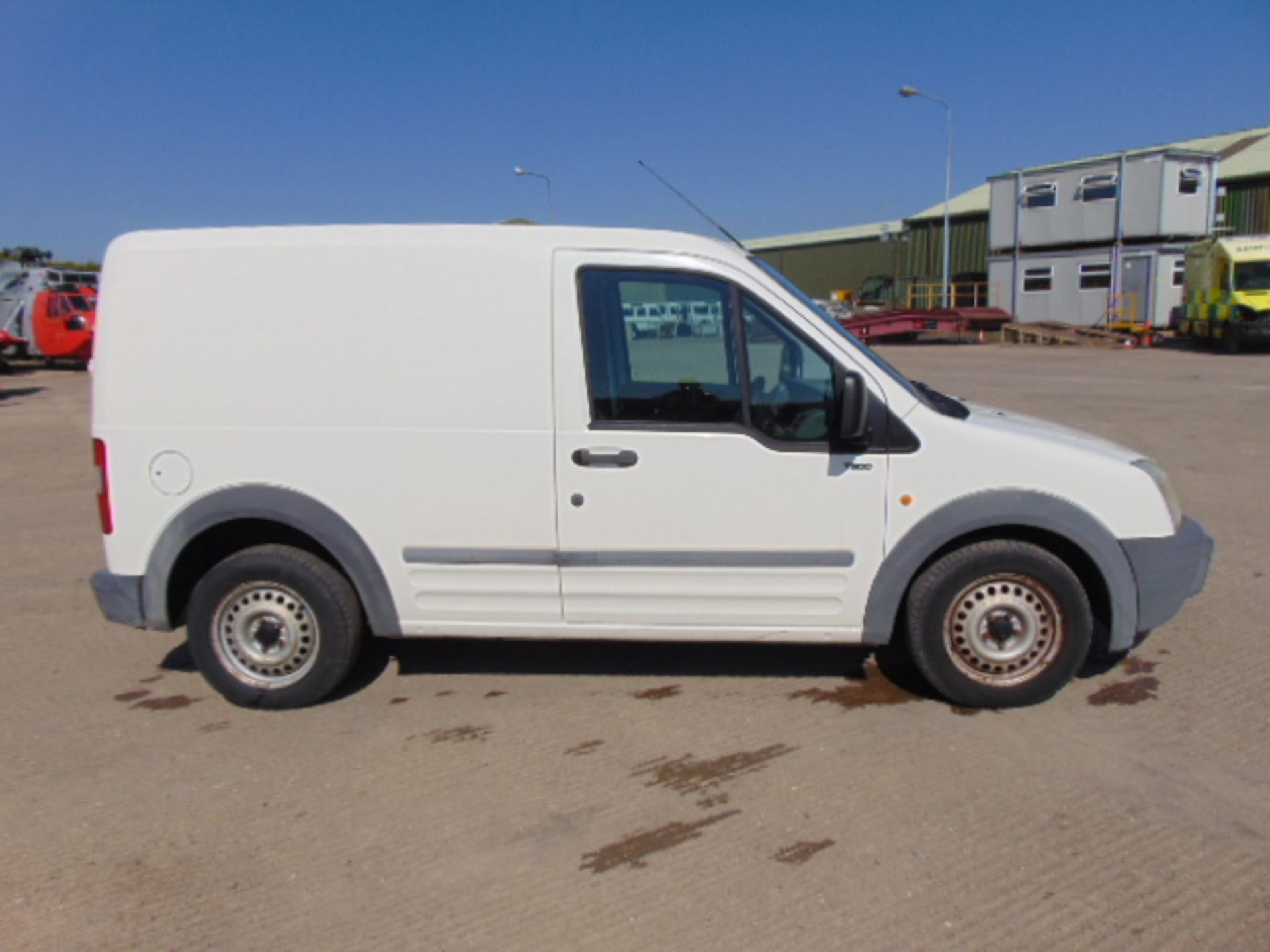 Ford Transit Connect T200 TDDi Panel Van - Image 5 of 18