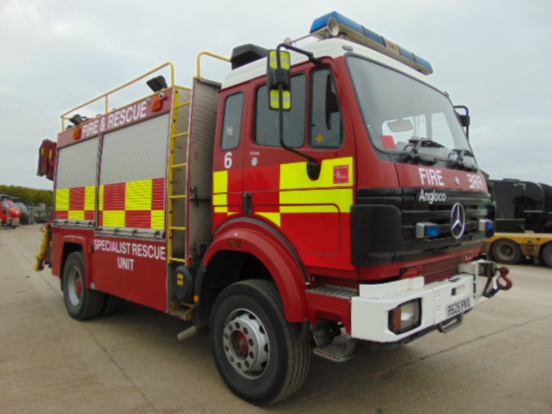 Mercedes 4x4 1824/Angloco Special Rescue Vehicle - Image 2 of 51