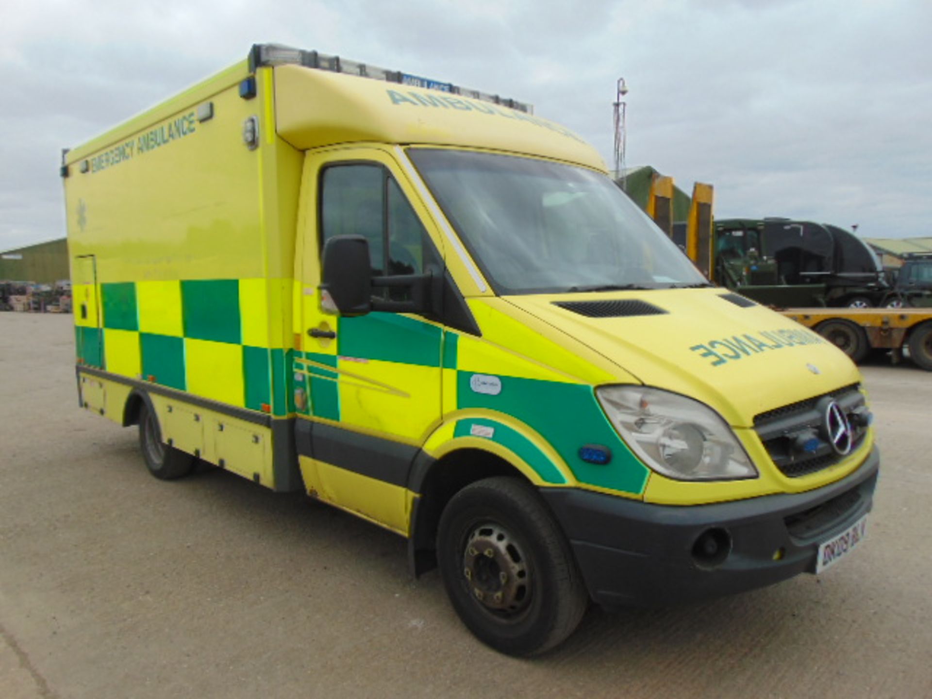 Mercedes Sprinter 515 CDI Turbo diesel ambulance